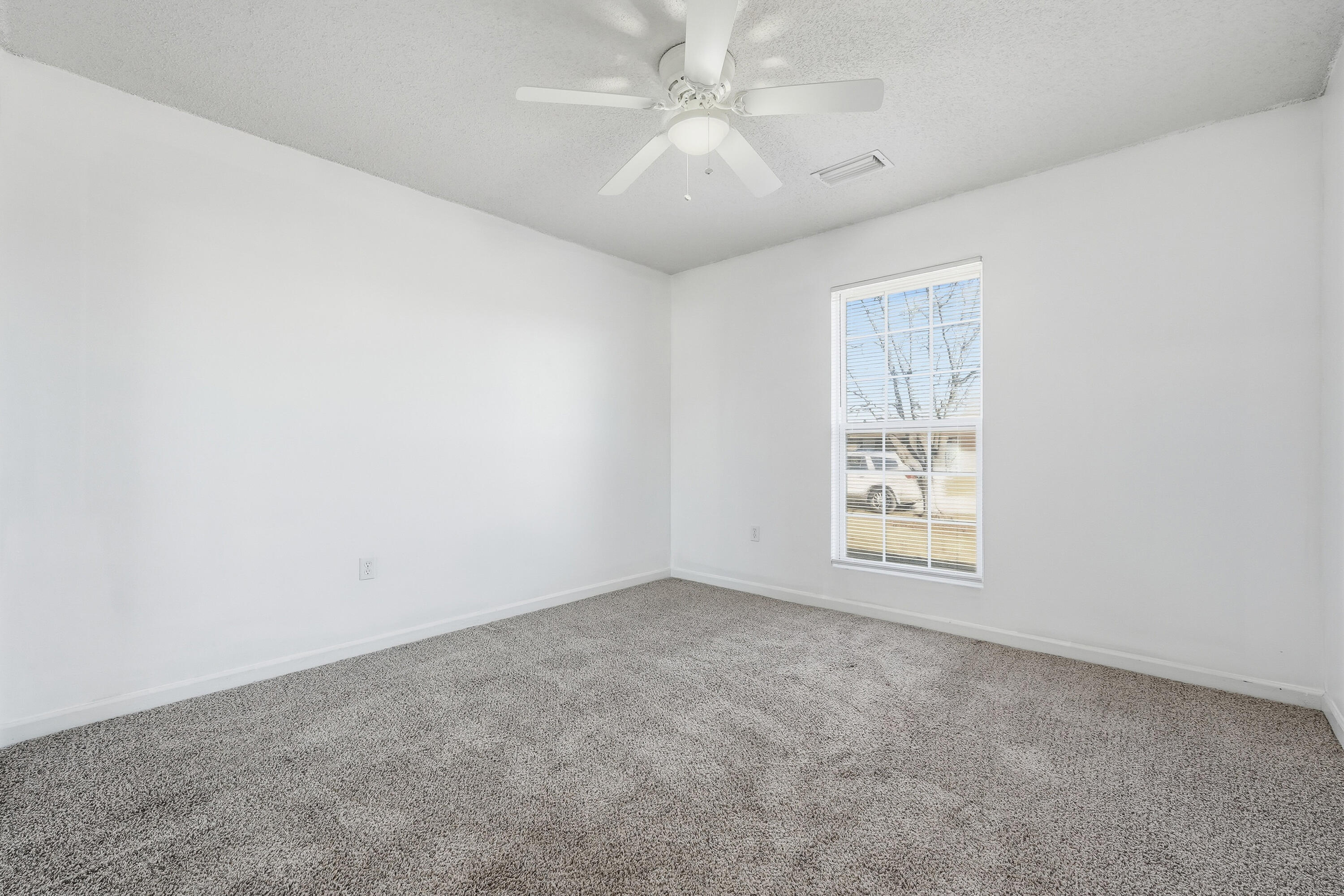 5212 Moore Loop Crestview FL 32536