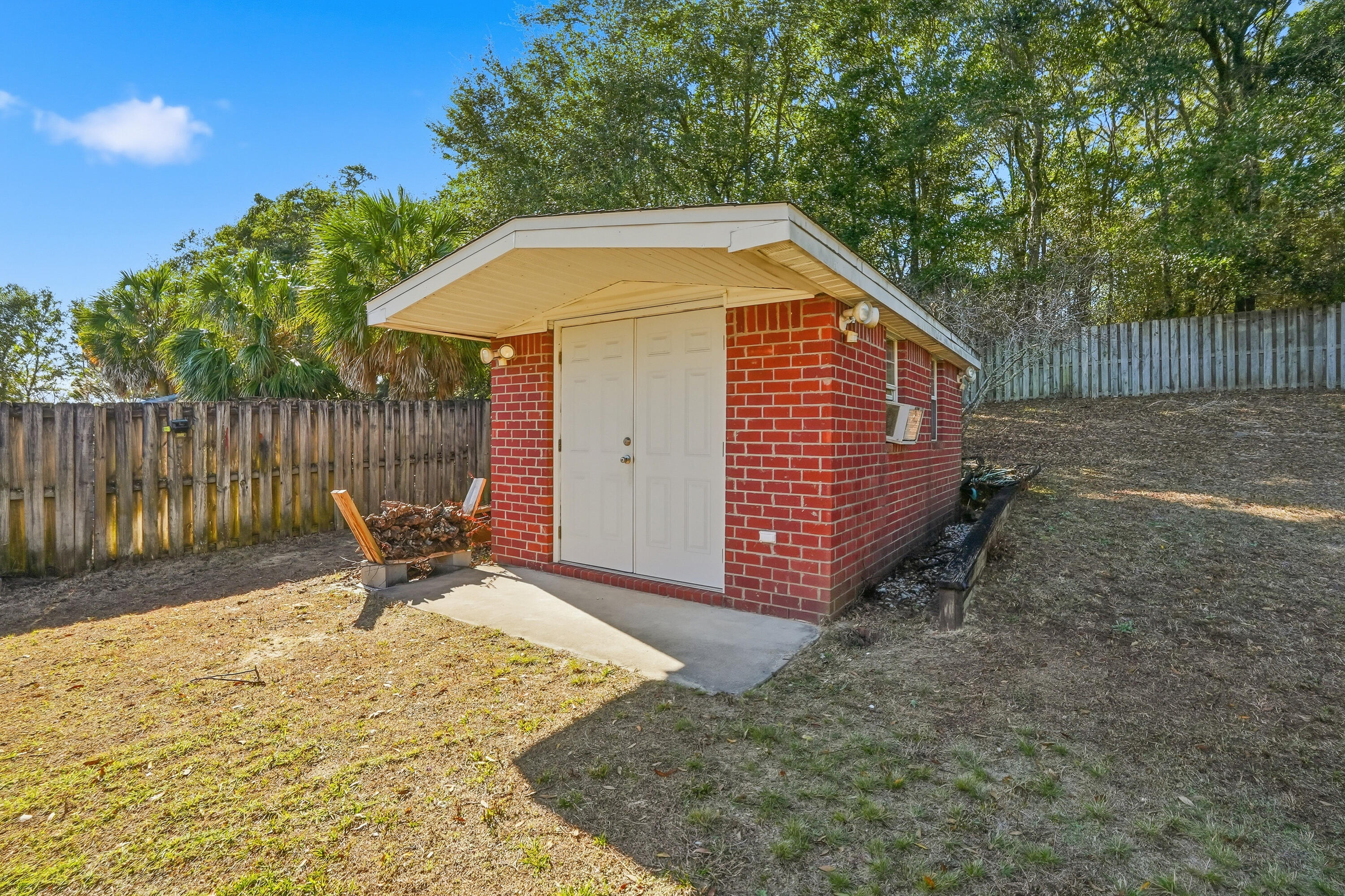 5212 Moore Loop Crestview FL 32536