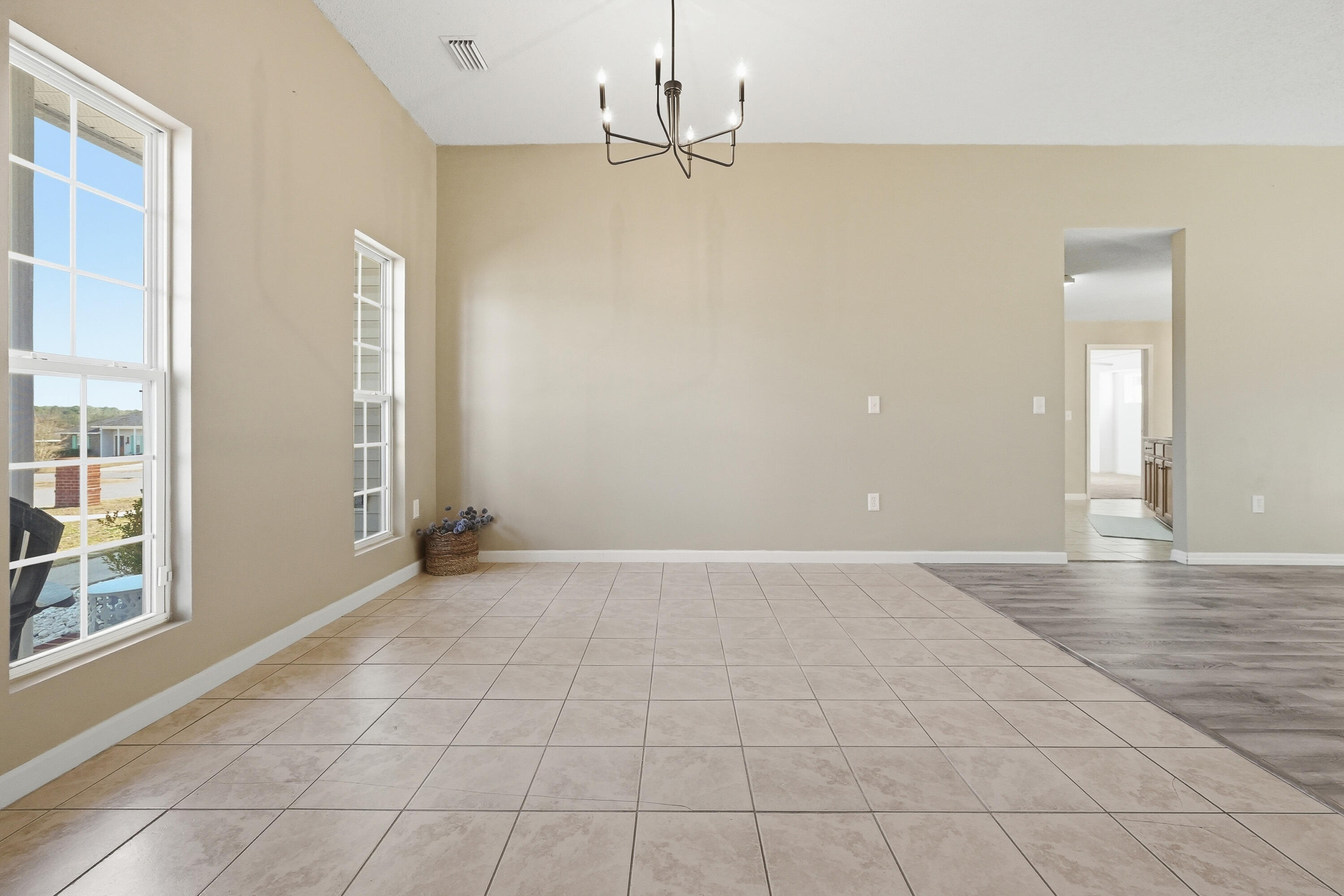 5212 Moore Loop Crestview FL 32536