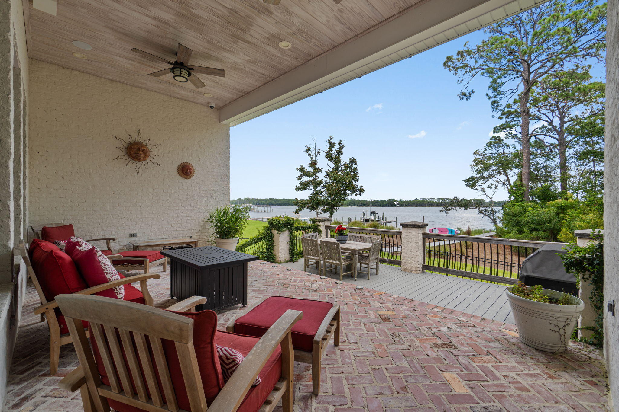 124 Portugal Cove Valparaiso FL 32580