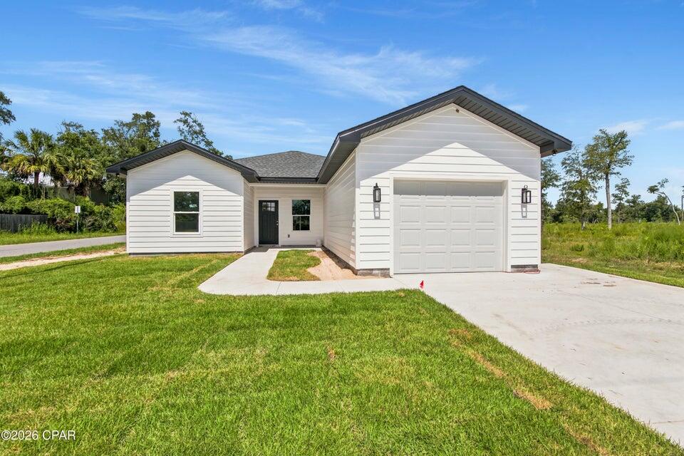 4911 Oak Avenue Youngstown FL 32466