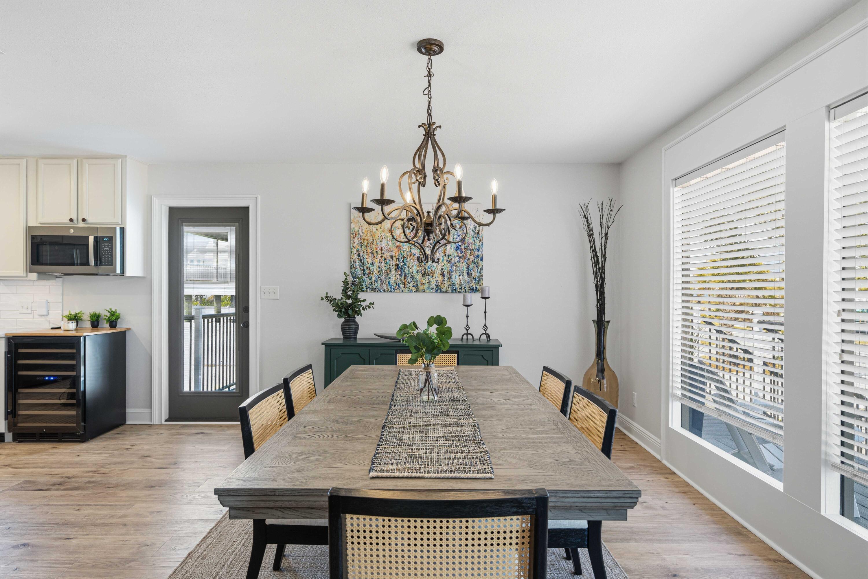 8147 White Sands Boulevard Navarre FL 32566