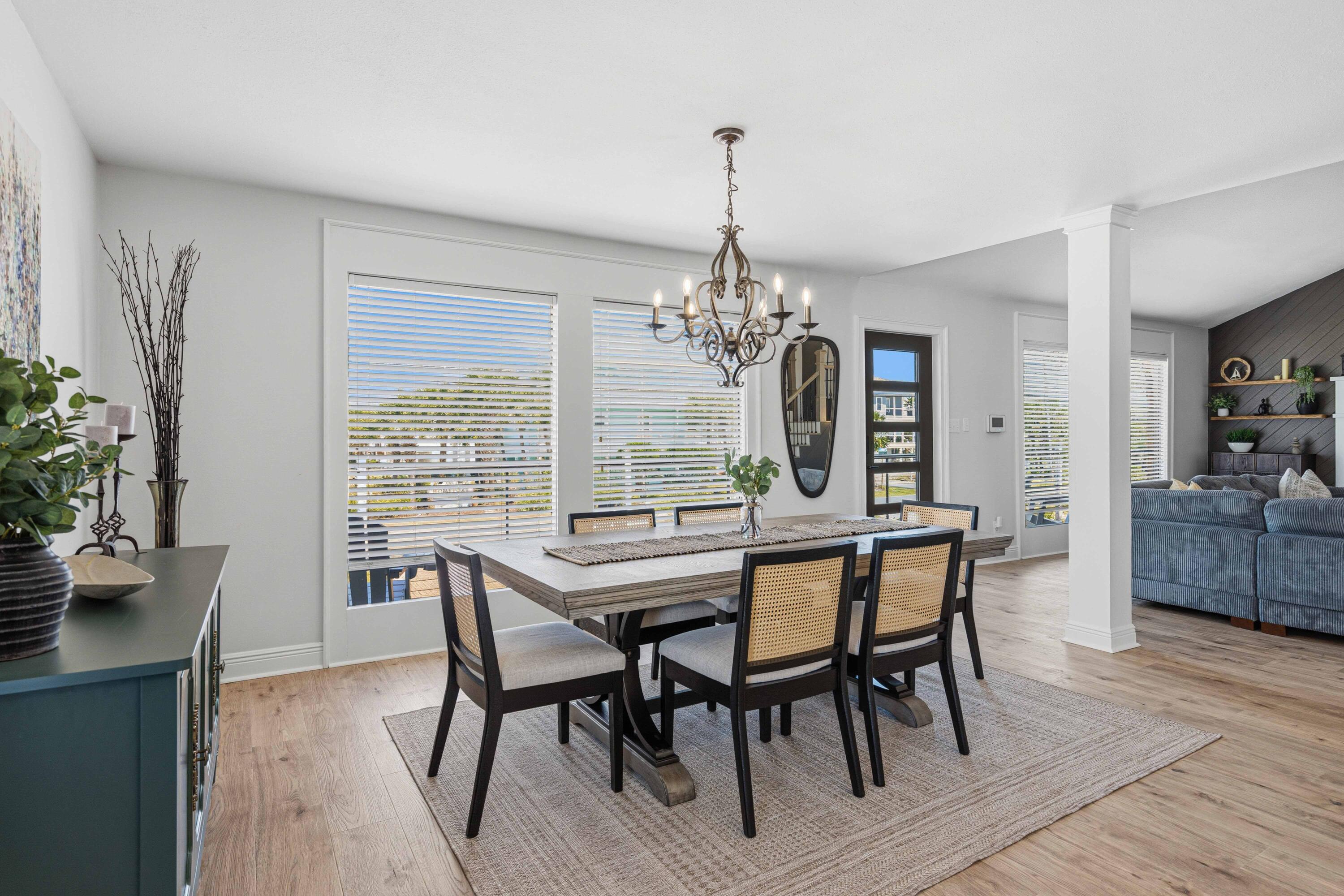 8147 White Sands Boulevard Navarre FL 32566