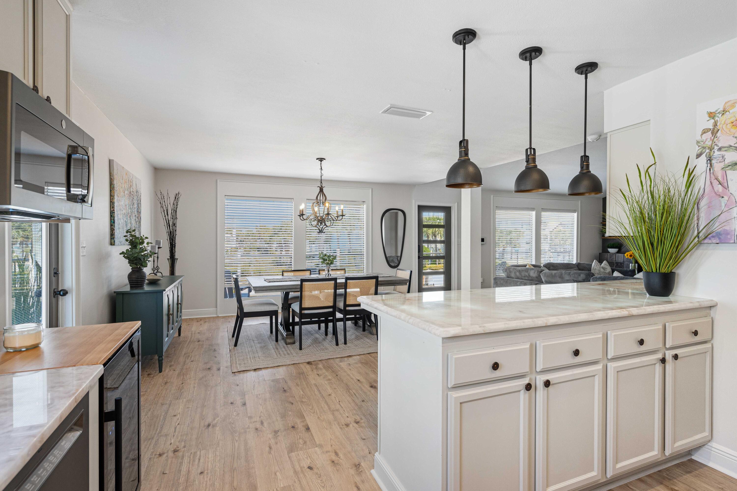 8147 White Sands Boulevard Navarre FL 32566