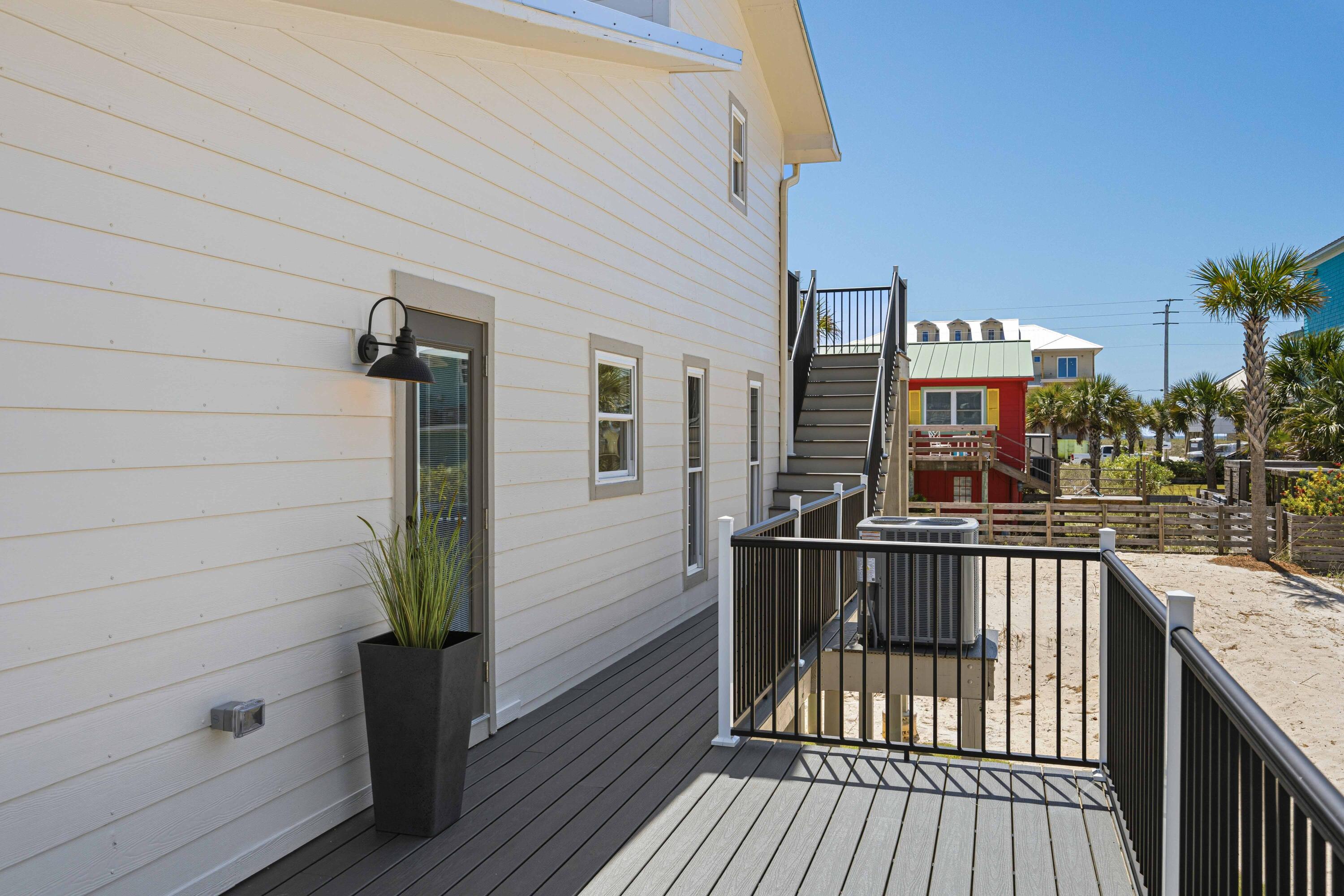 8147 White Sands Boulevard Navarre FL 32566