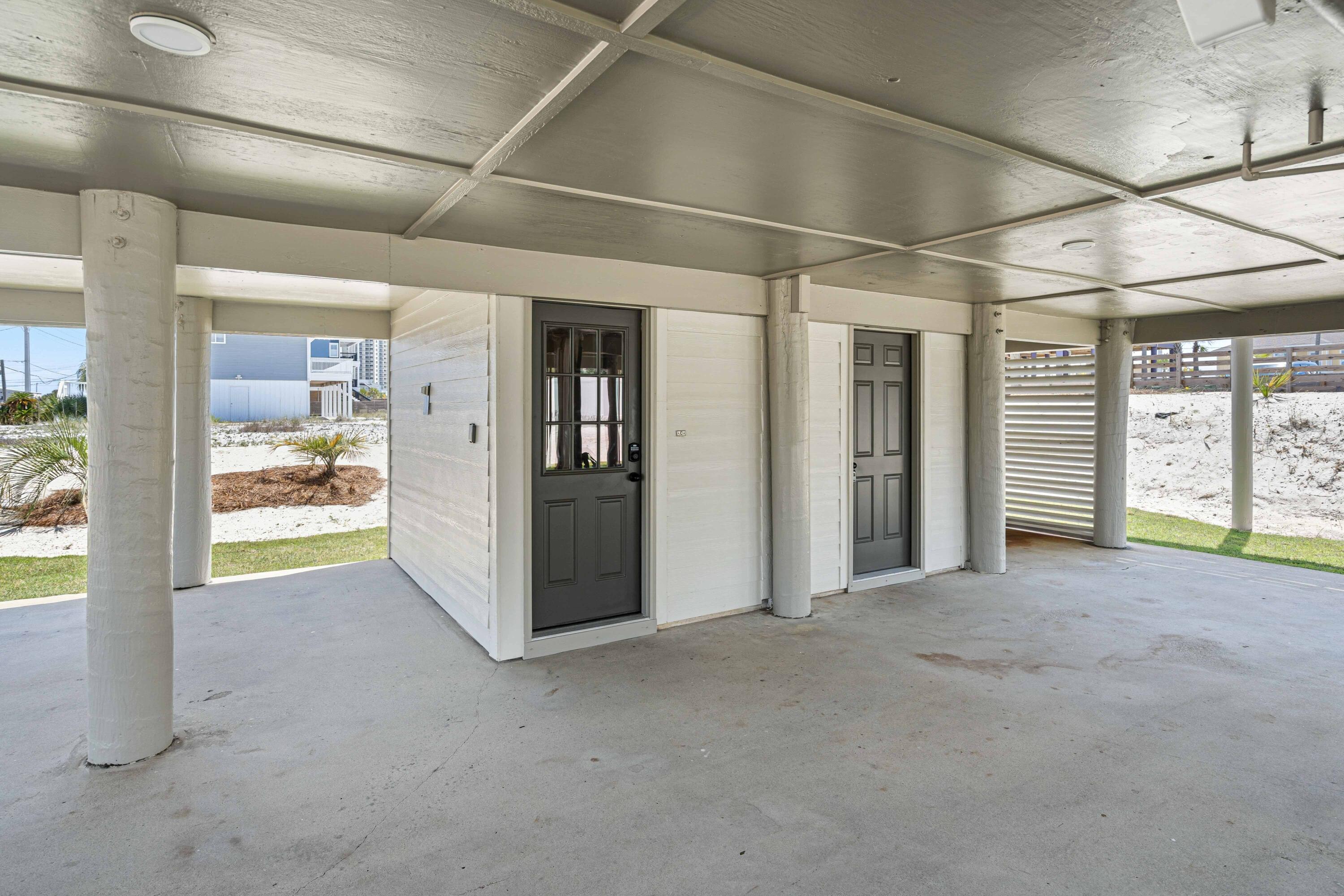 8147 White Sands Boulevard Navarre FL 32566
