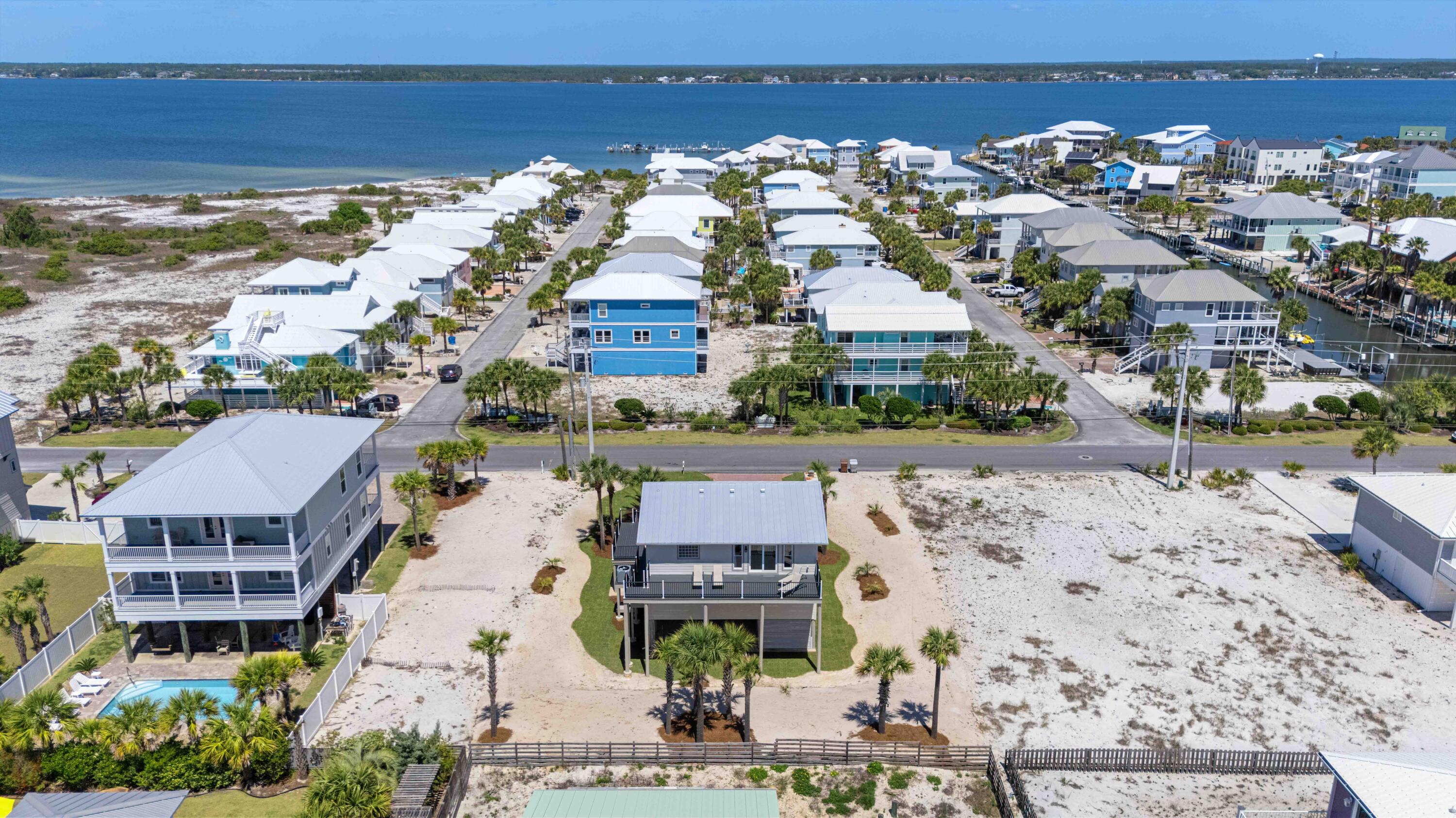 8147 White Sands Boulevard Navarre FL 32566