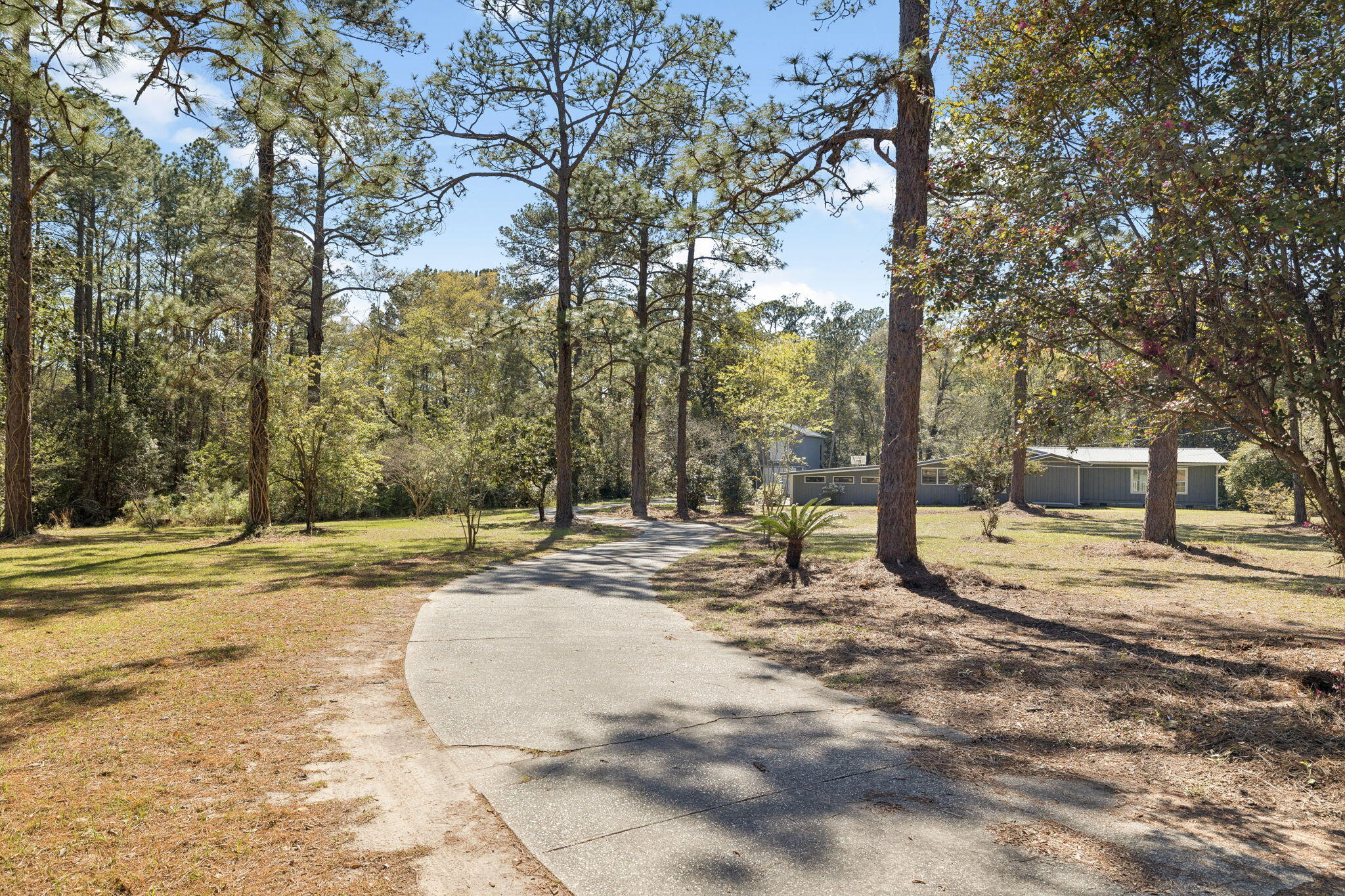 190 Meadowbrook Lane Defuniak Springs FL 32435