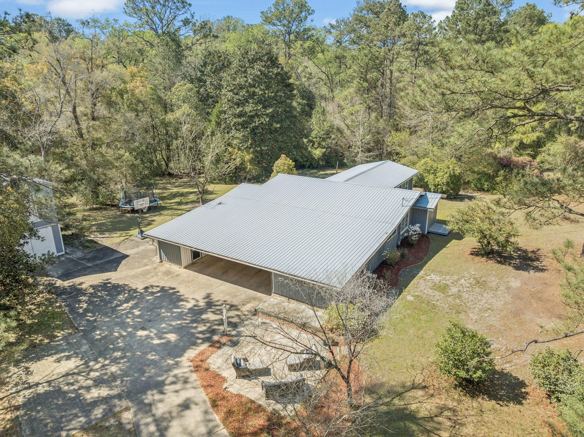 190 Meadowbrook Lane Defuniak Springs FL 32435