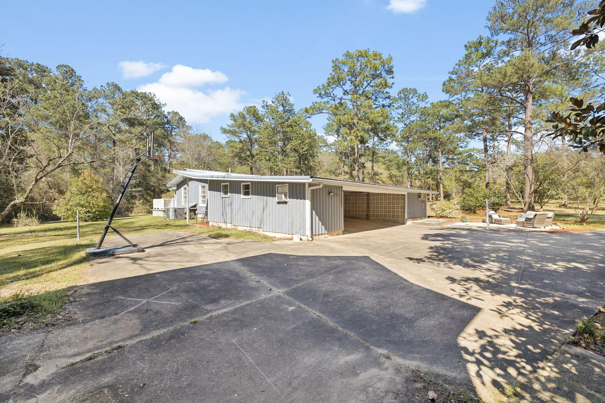 190 Meadowbrook Lane Defuniak Springs FL 32435