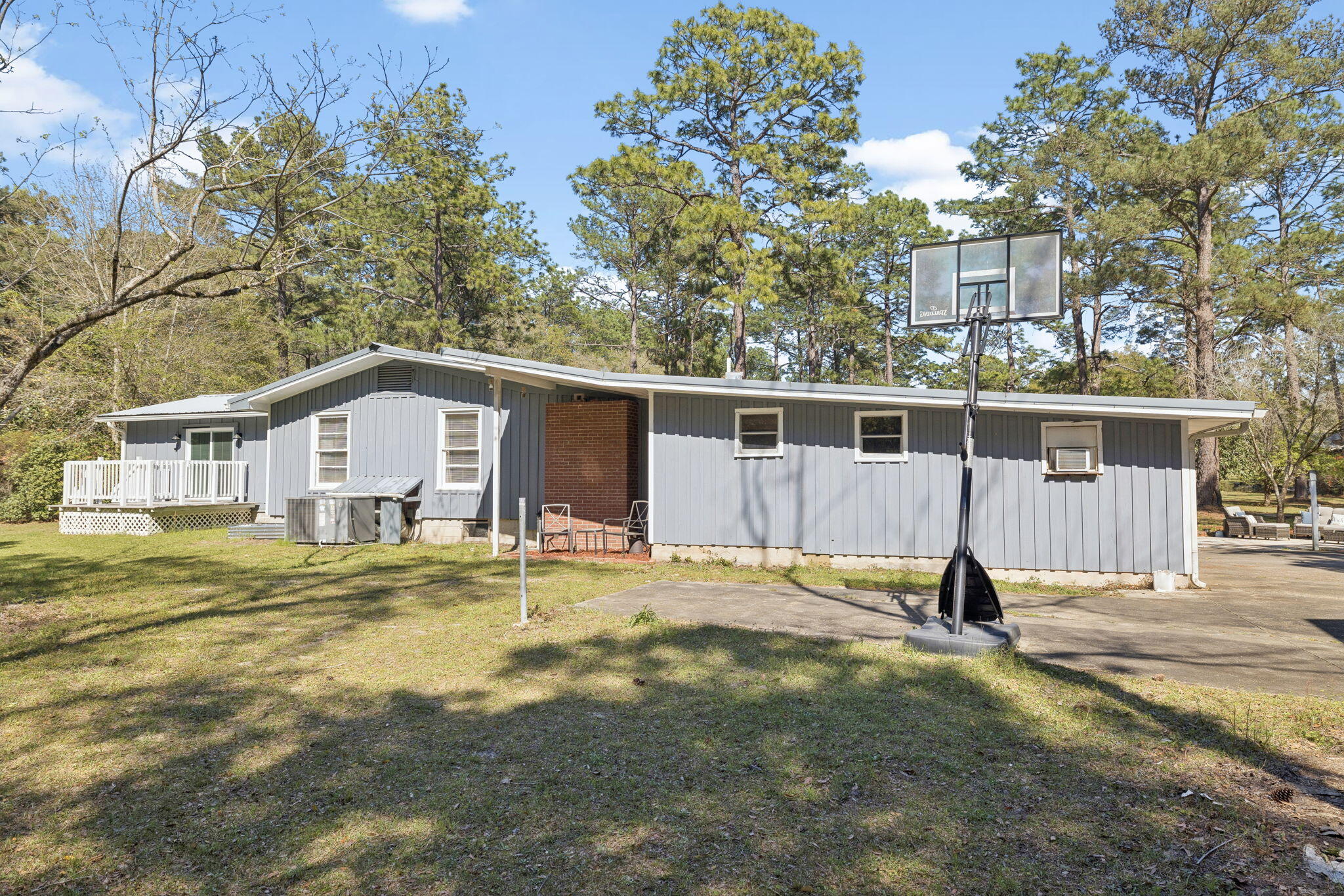 190 Meadowbrook Lane Defuniak Springs FL 32435