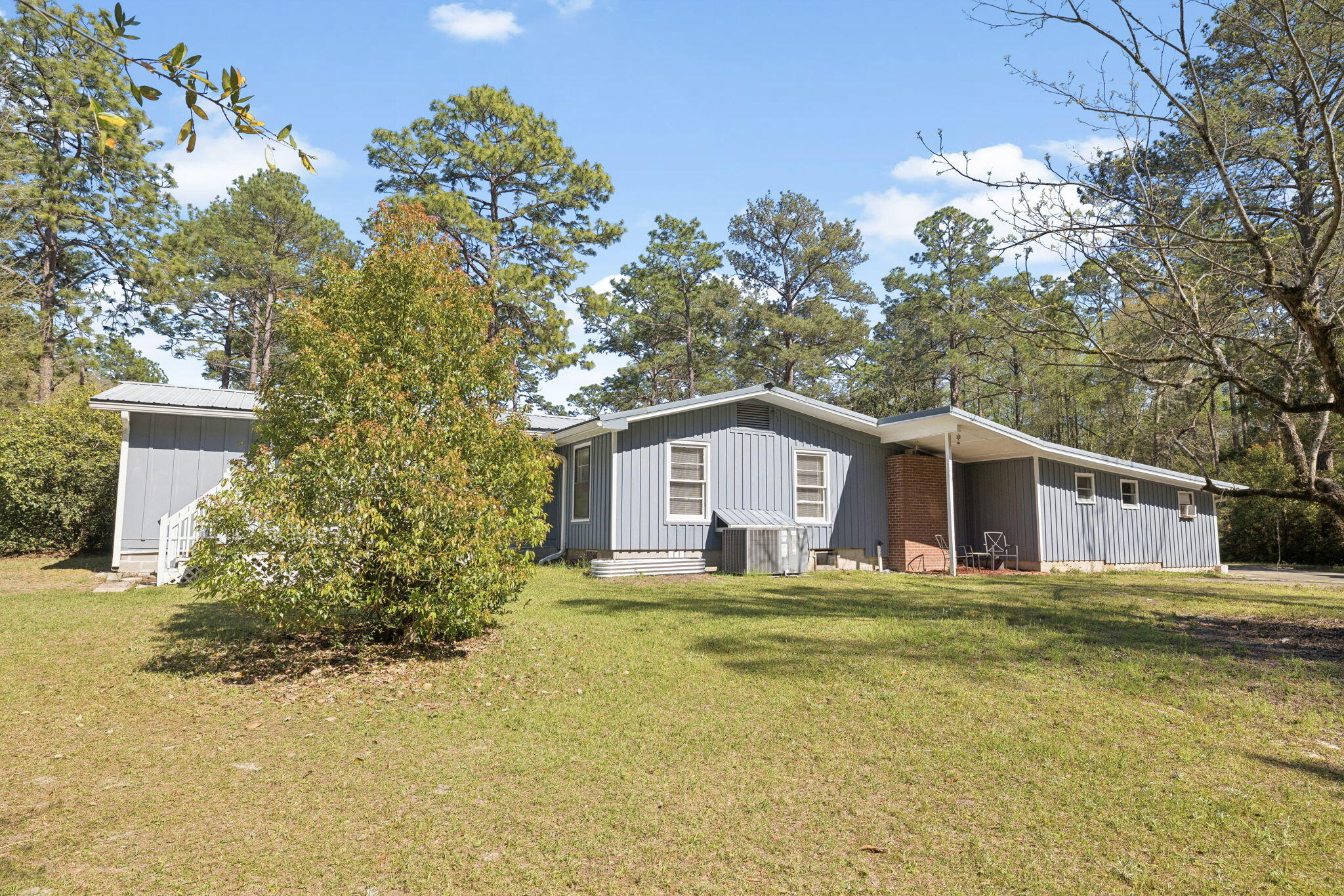 190 Meadowbrook Lane Defuniak Springs FL 32435