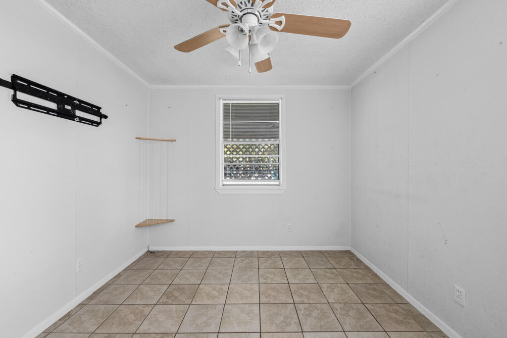 39 Will Kelly Avenue Defuniak Springs FL 32433