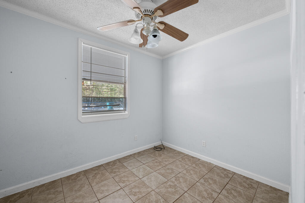 39 Will Kelly Avenue Defuniak Springs FL 32433