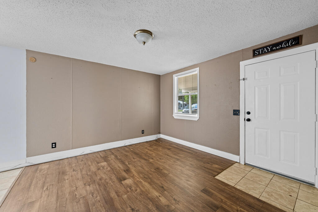 39 Will Kelly Avenue Defuniak Springs FL 32433