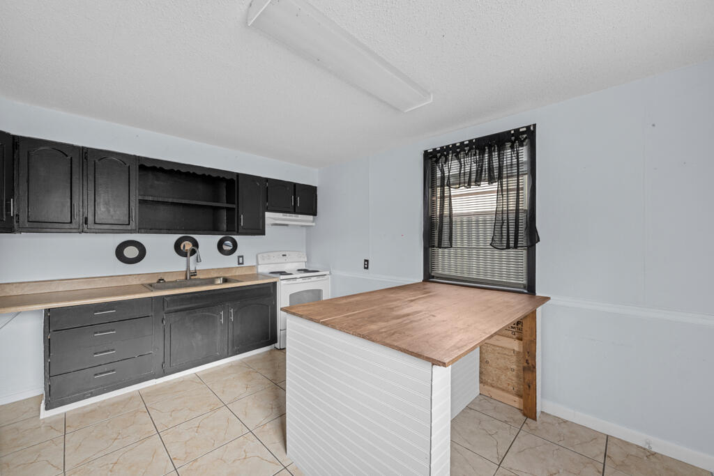39 Will Kelly Avenue Defuniak Springs FL 32433