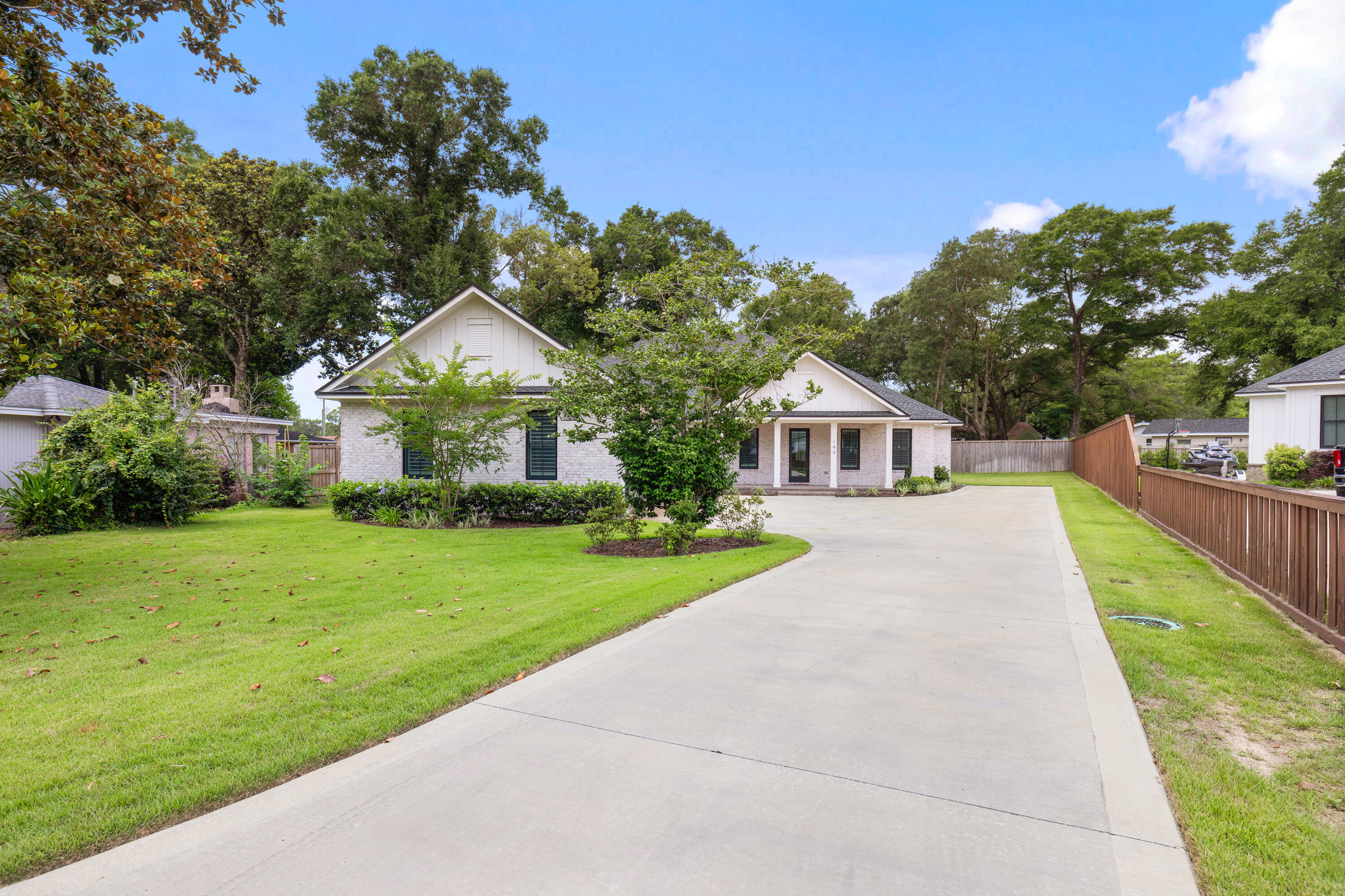 199 Edge Avenue Valparaiso FL 32580