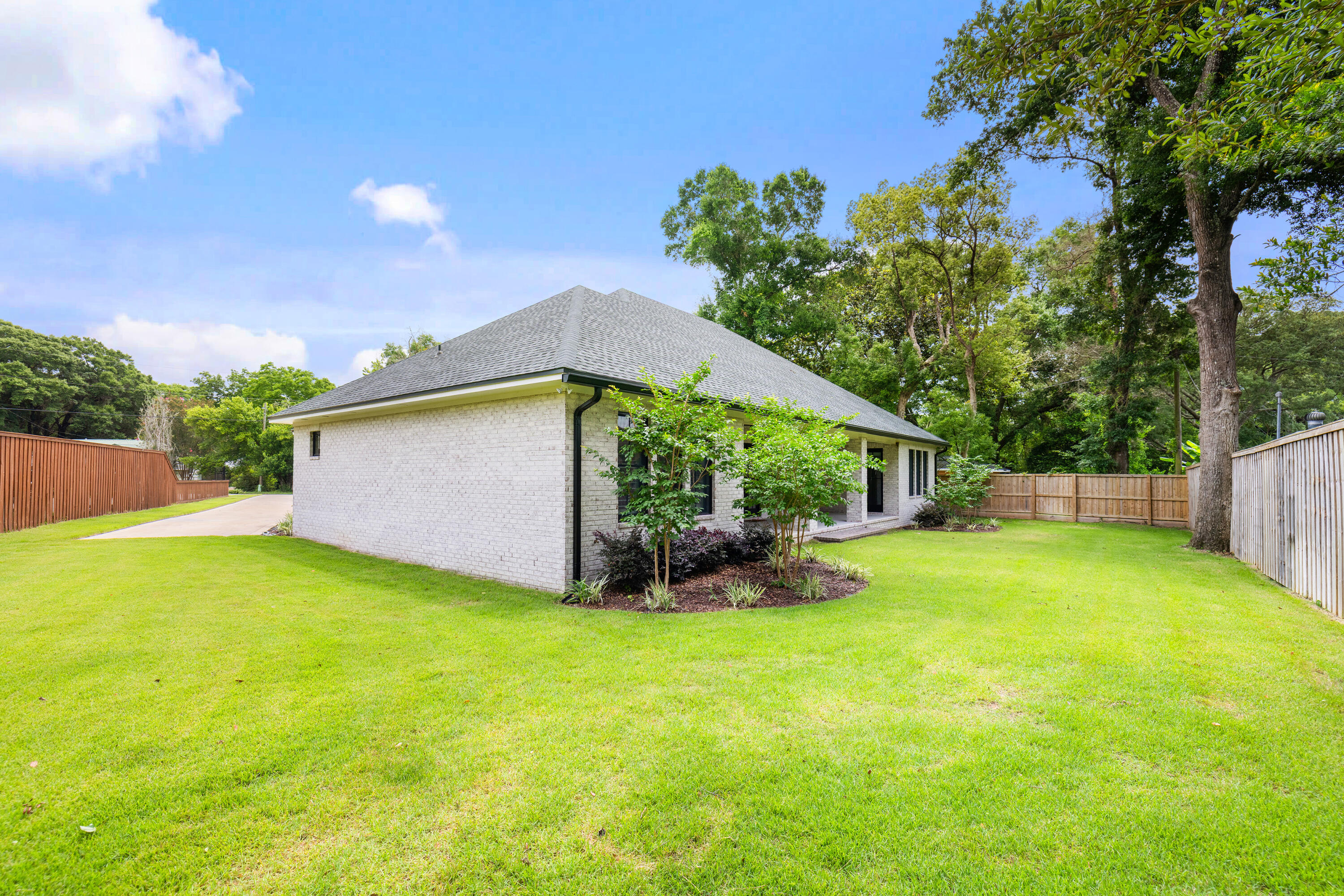 199 Edge Avenue Valparaiso FL 32580