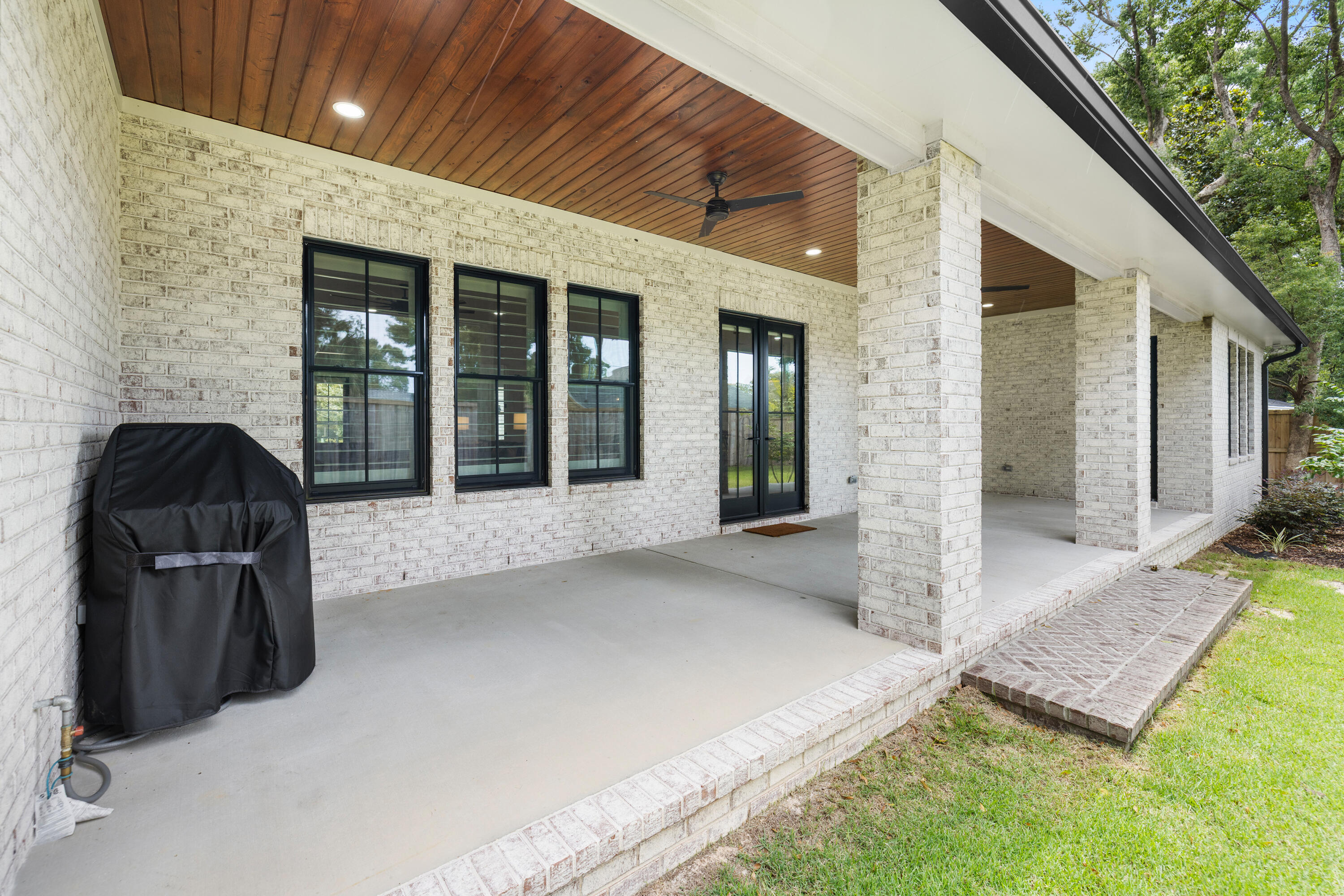 199 Edge Avenue Valparaiso FL 32580