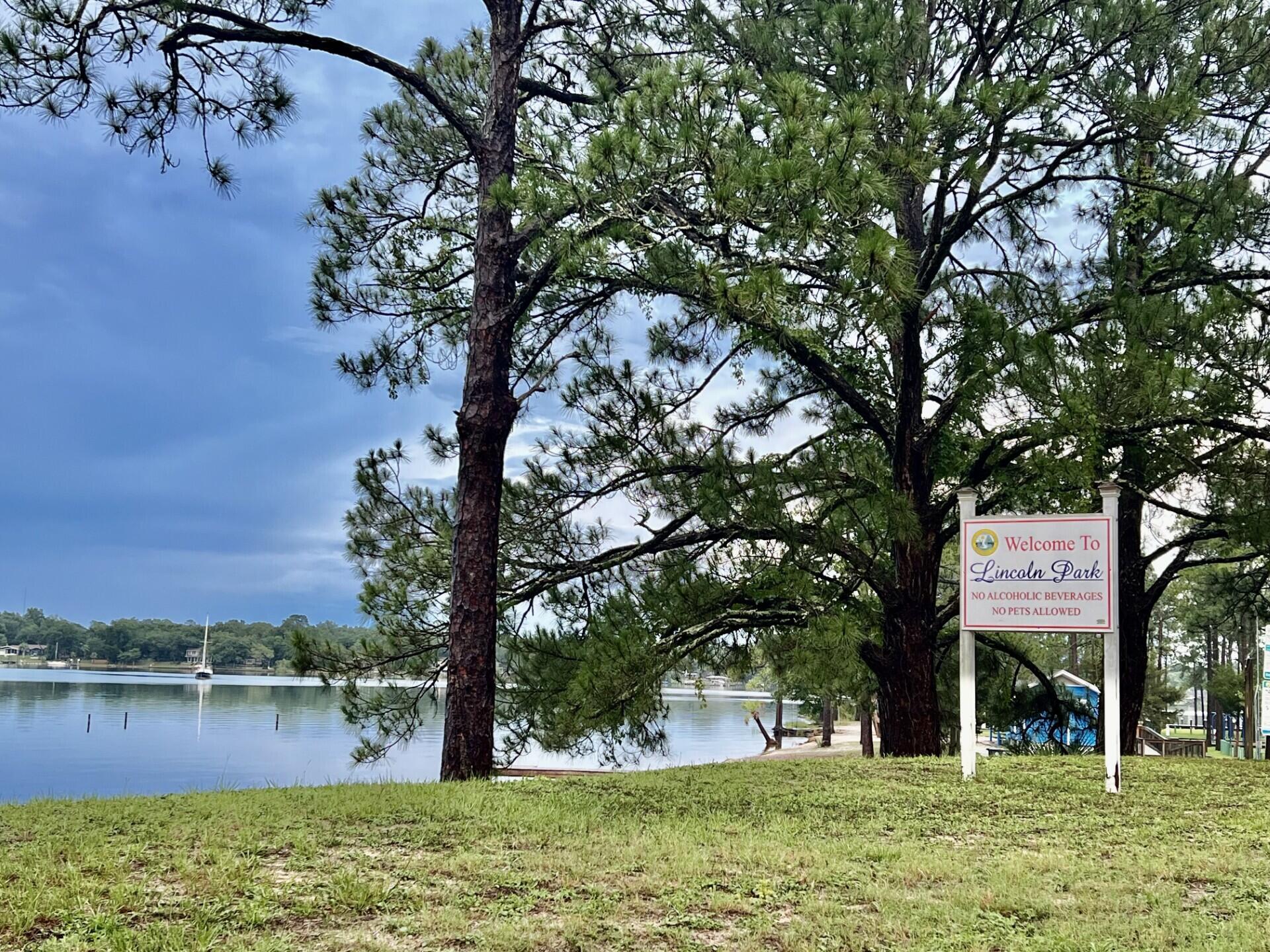 199 Edge Avenue Valparaiso FL 32580