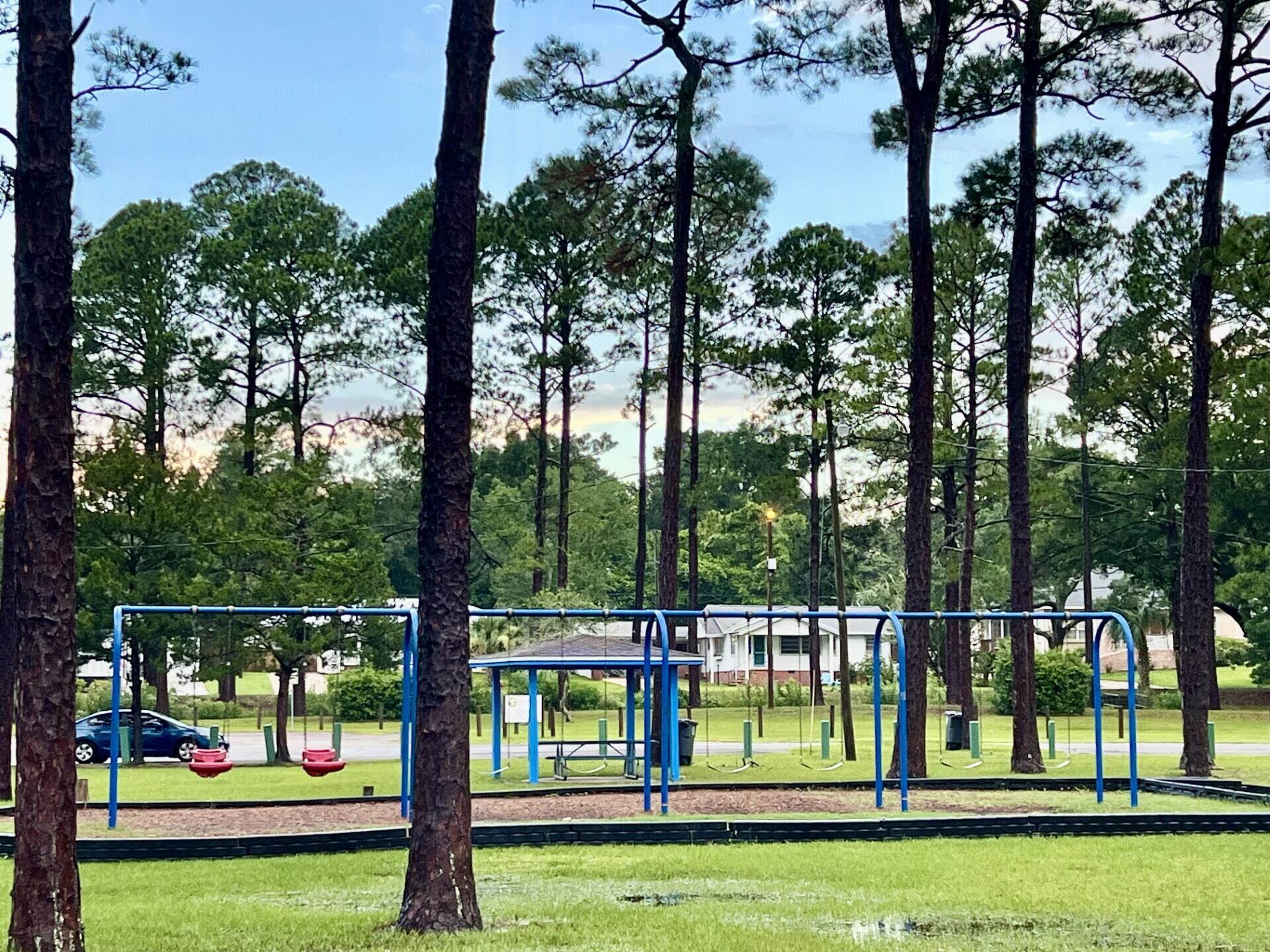 199 Edge Avenue Valparaiso FL 32580