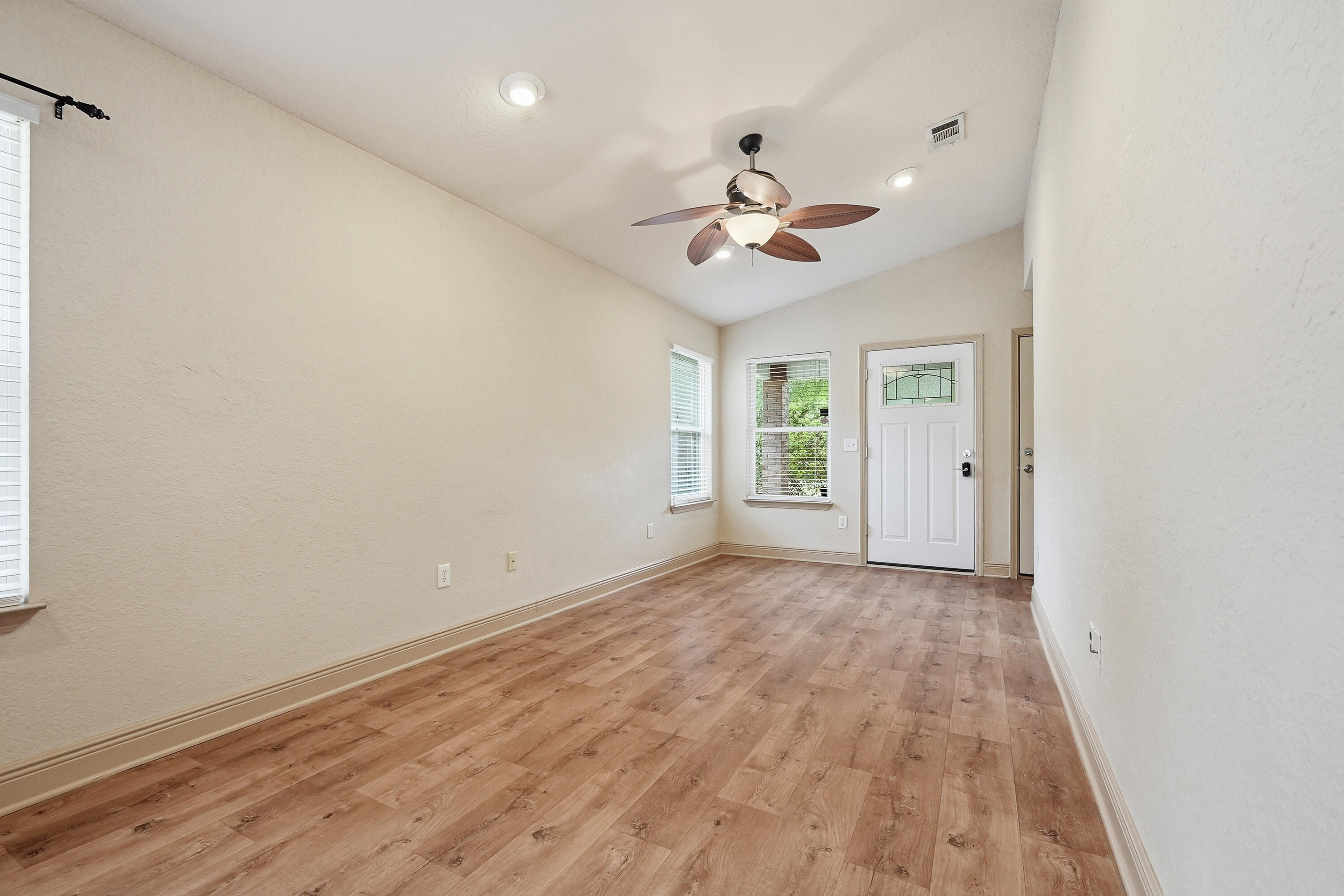 5530 Royal Street Crestview FL 32539