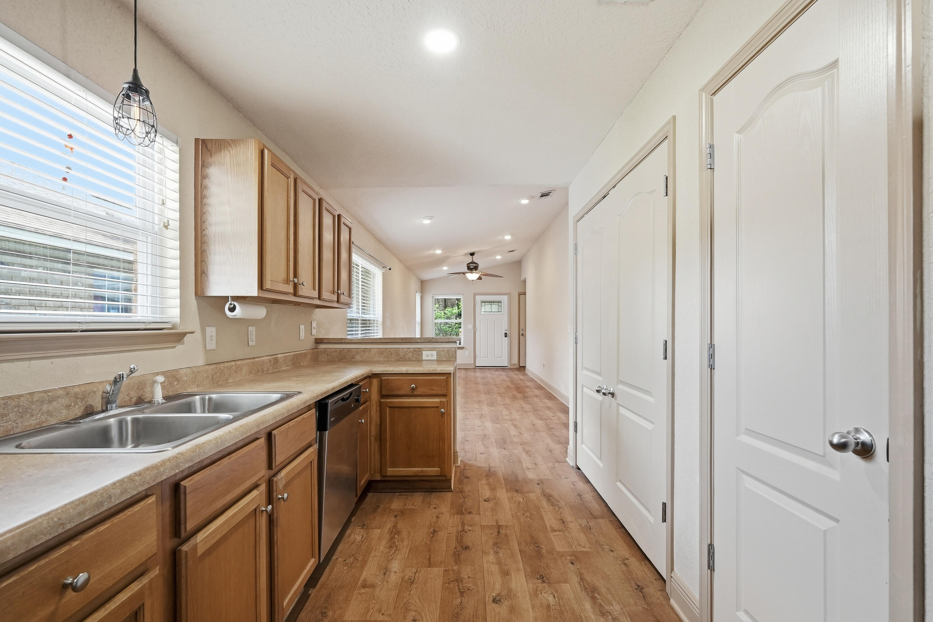 5530 Royal Street Crestview FL 32539