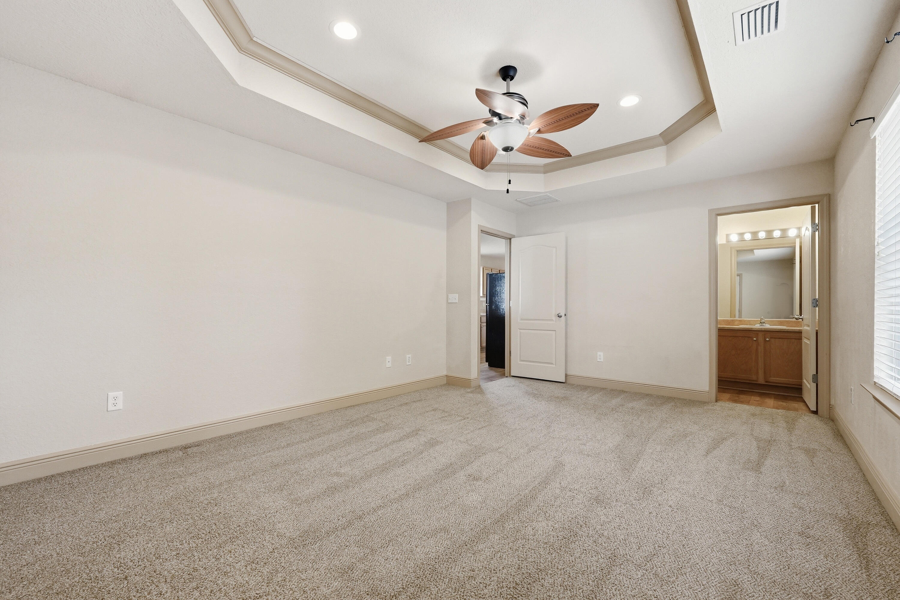 5530 Royal Street Crestview FL 32539