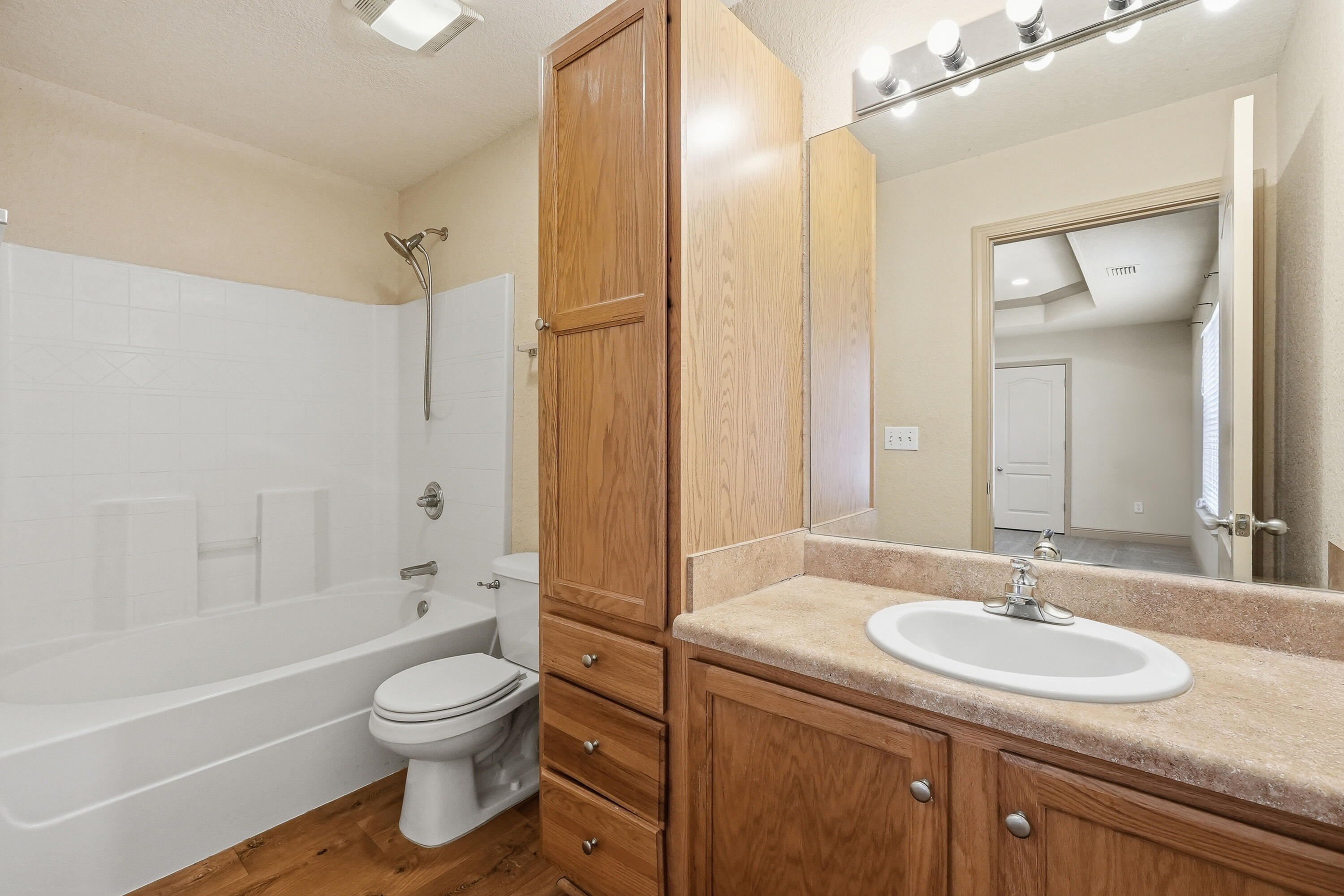 5530 Royal Street Crestview FL 32539