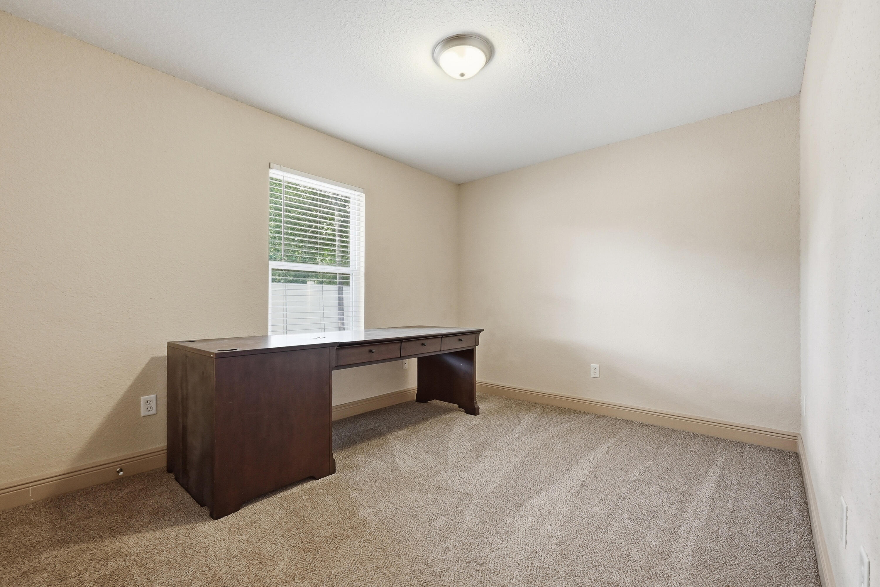 5530 Royal Street Crestview FL 32539