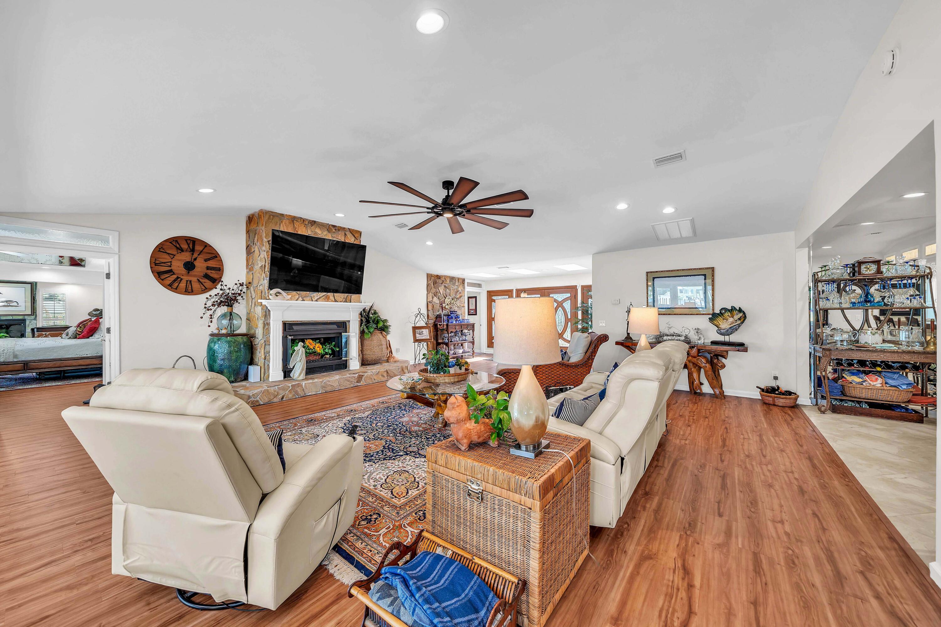 1522 Trout Lane Panama City Beach FL 32408