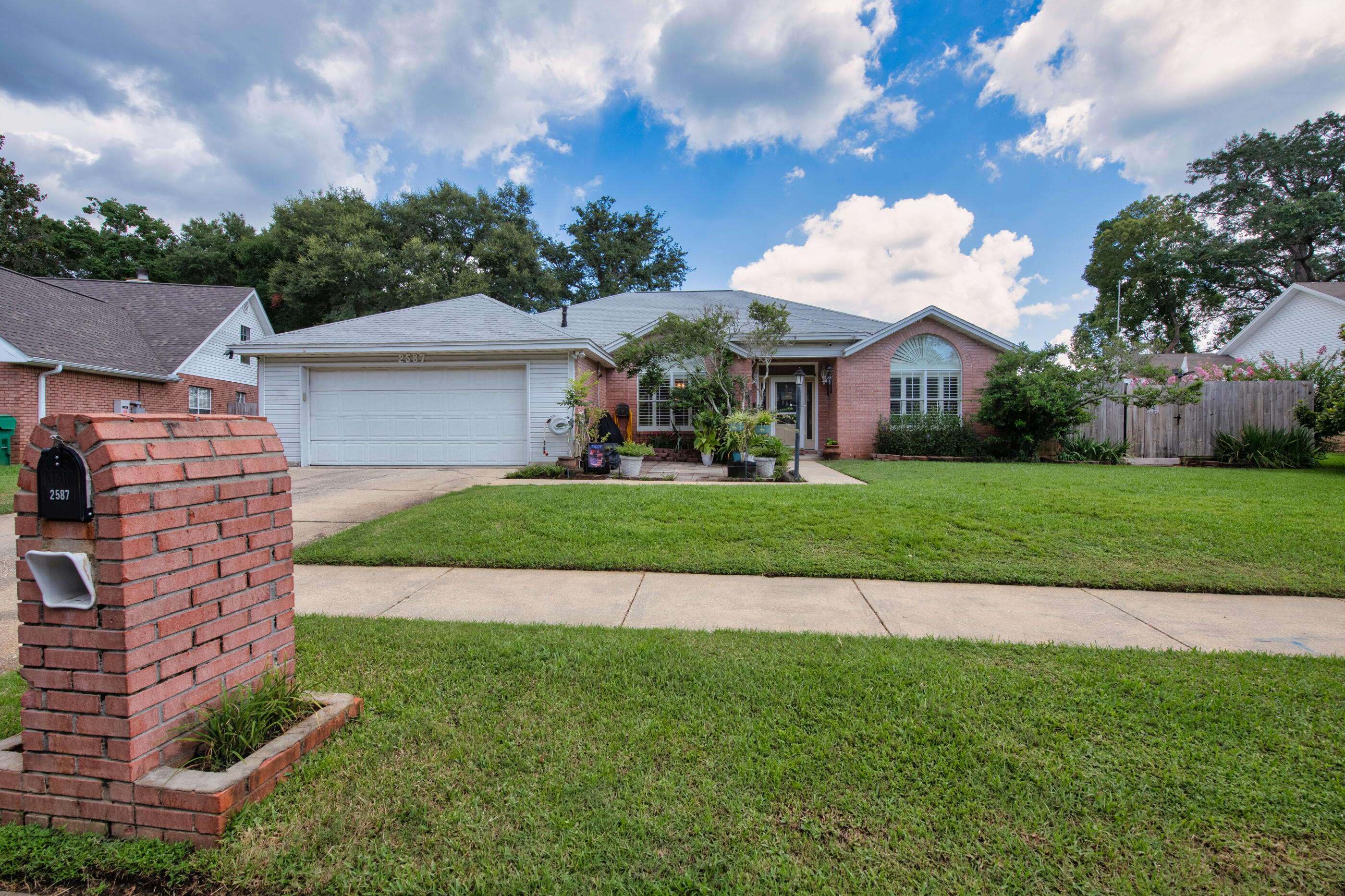 2587 Dana Court Shalimar FL 32579