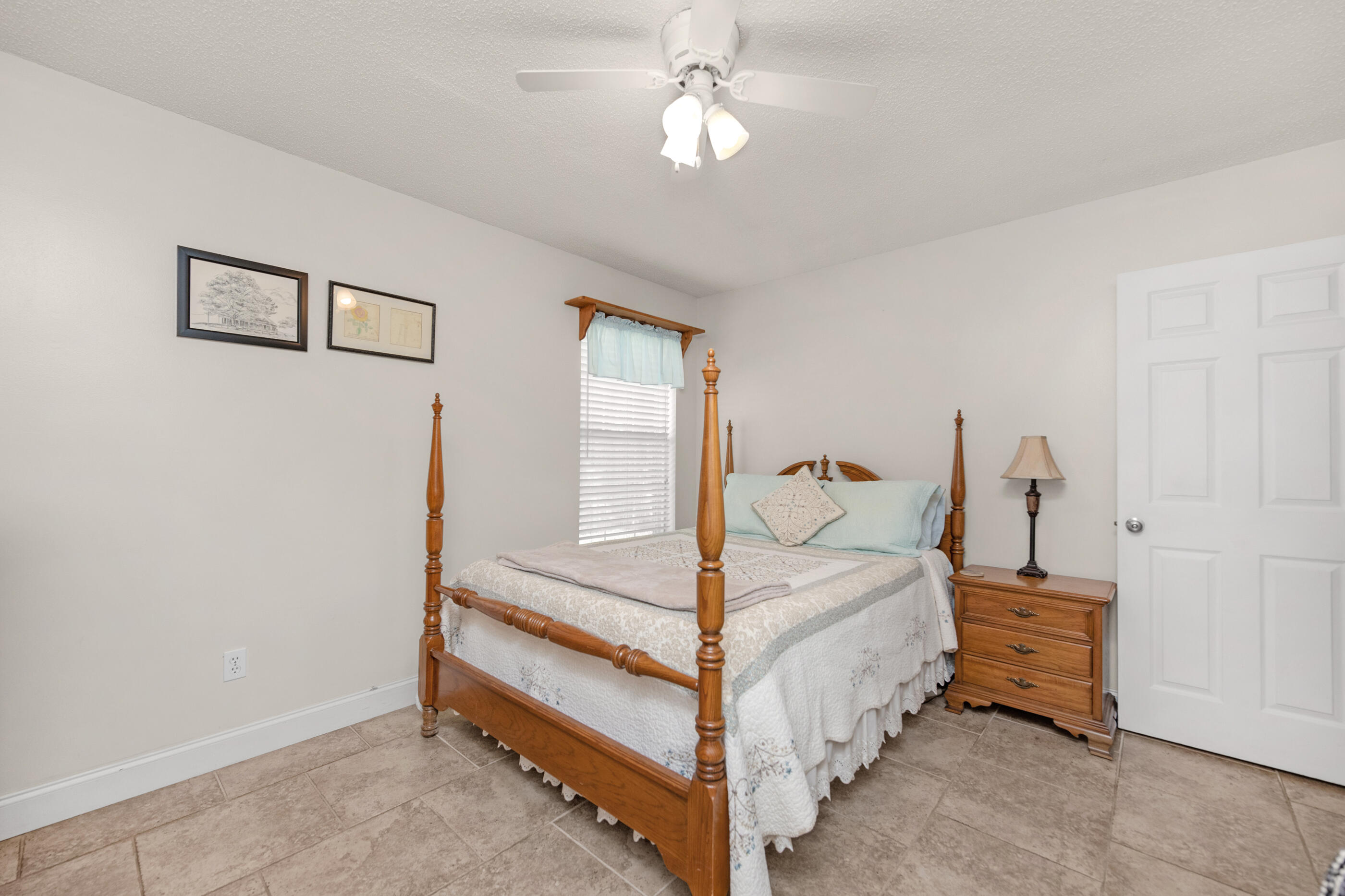 2587 Dana Court Shalimar FL 32579