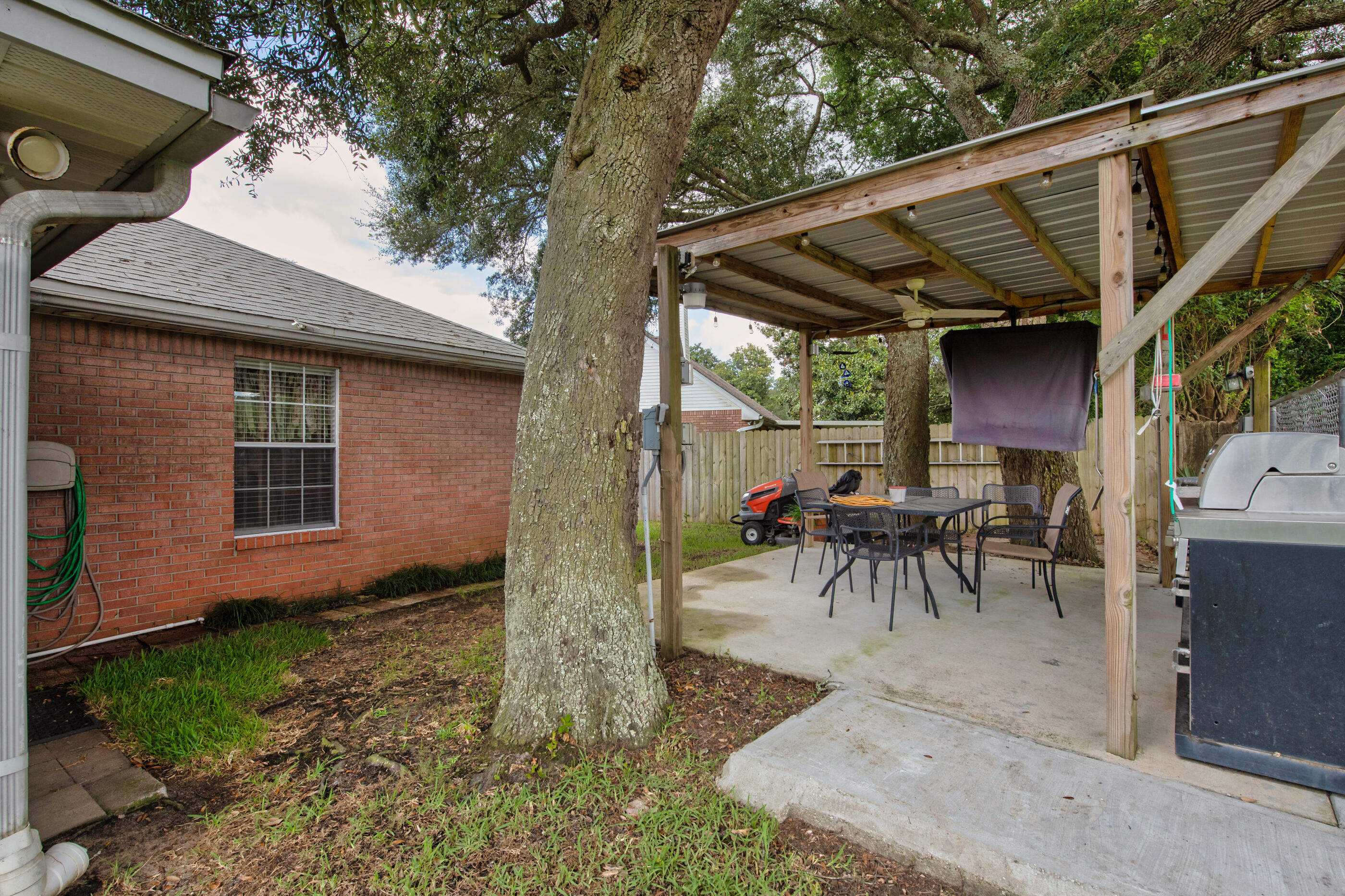 2587 Dana Court Shalimar FL 32579