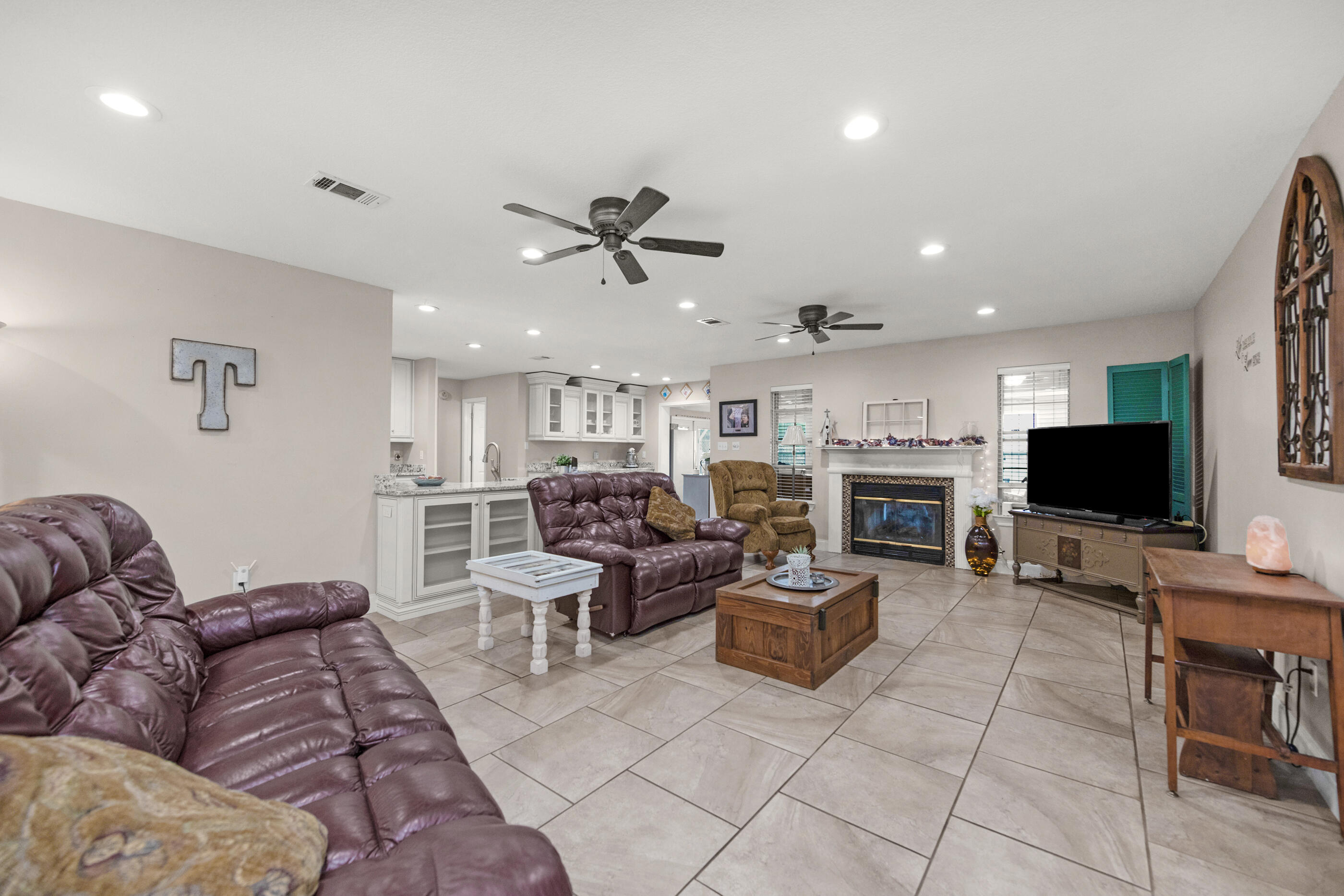 2587 Dana Court Shalimar FL 32579