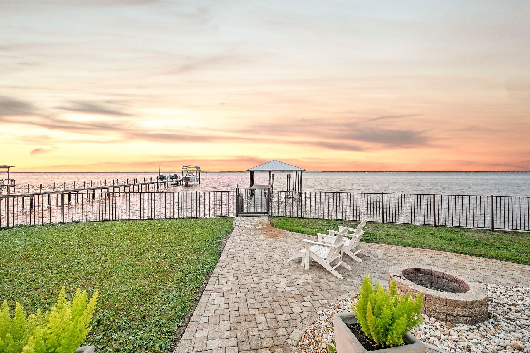 92 Carolyn Lane Santa Rosa Beach FL 32459
