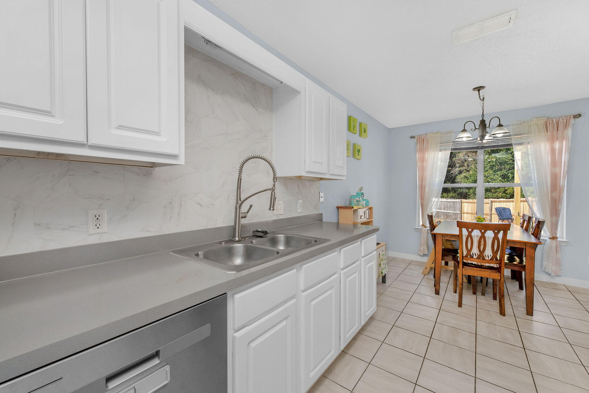 404 Bobby Drive Crestview FL 32536