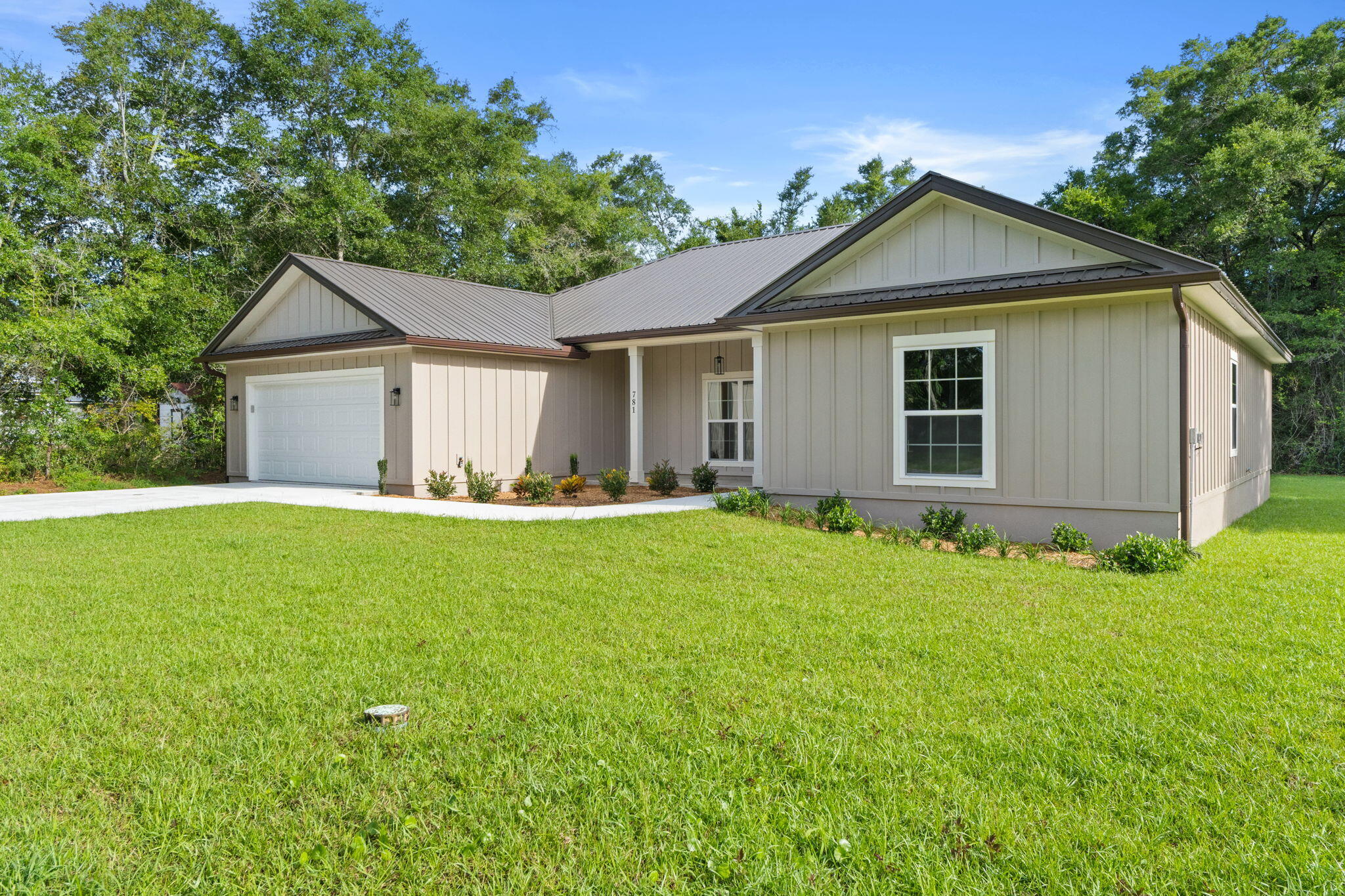 781 Bay Avenue Defuniak Springs FL 32435