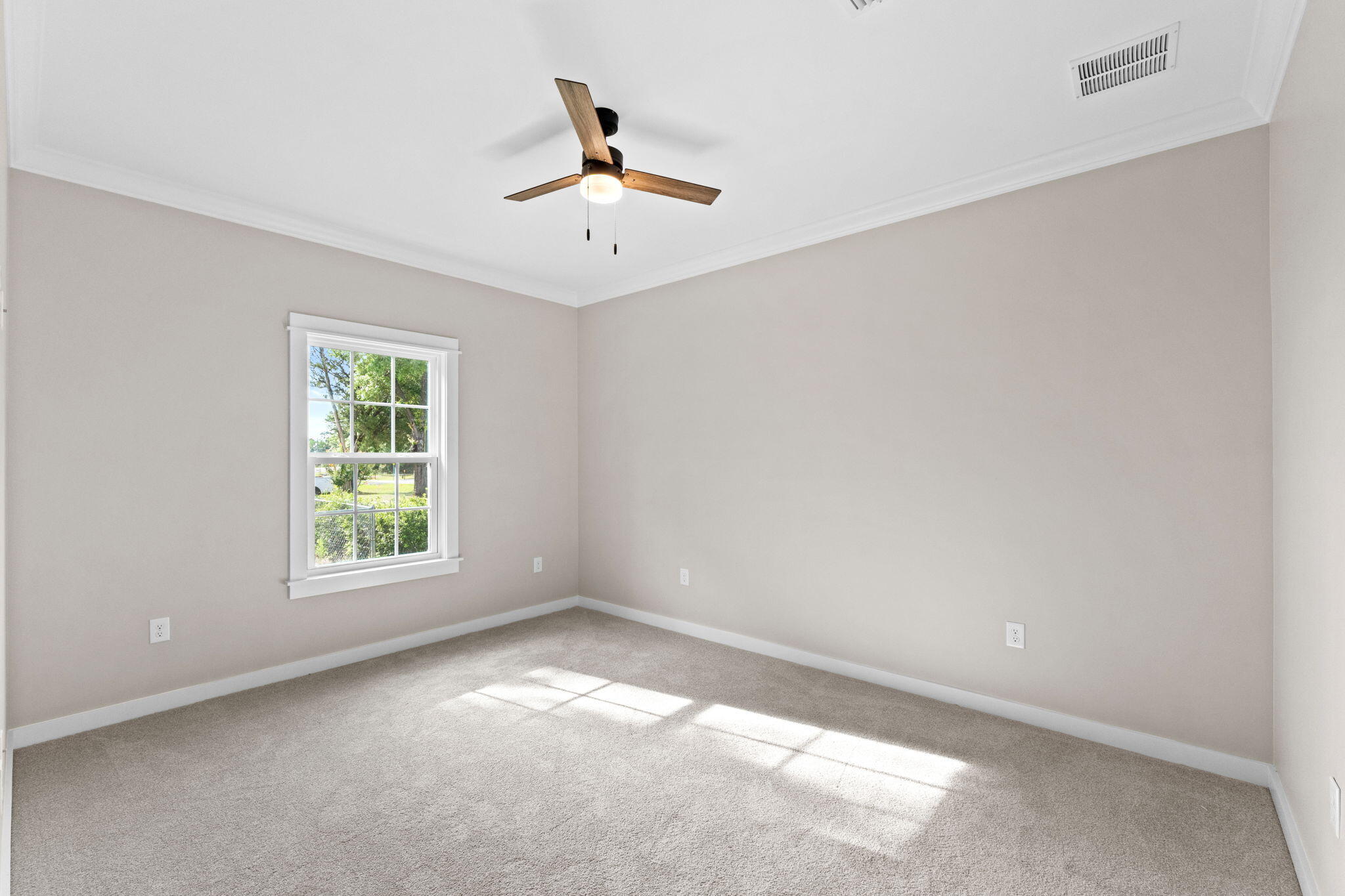 781 Bay Avenue Defuniak Springs FL 32435