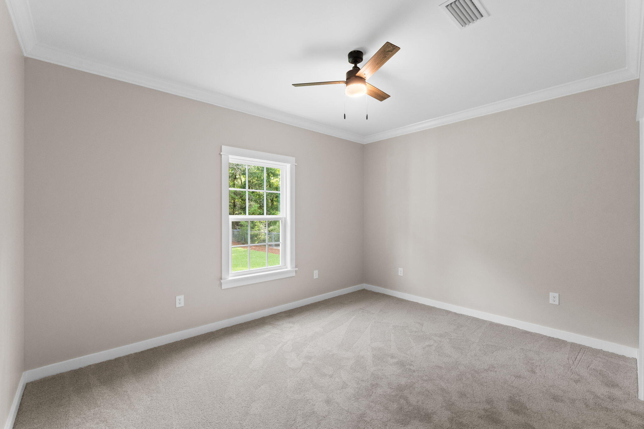781 Bay Avenue Defuniak Springs FL 32435