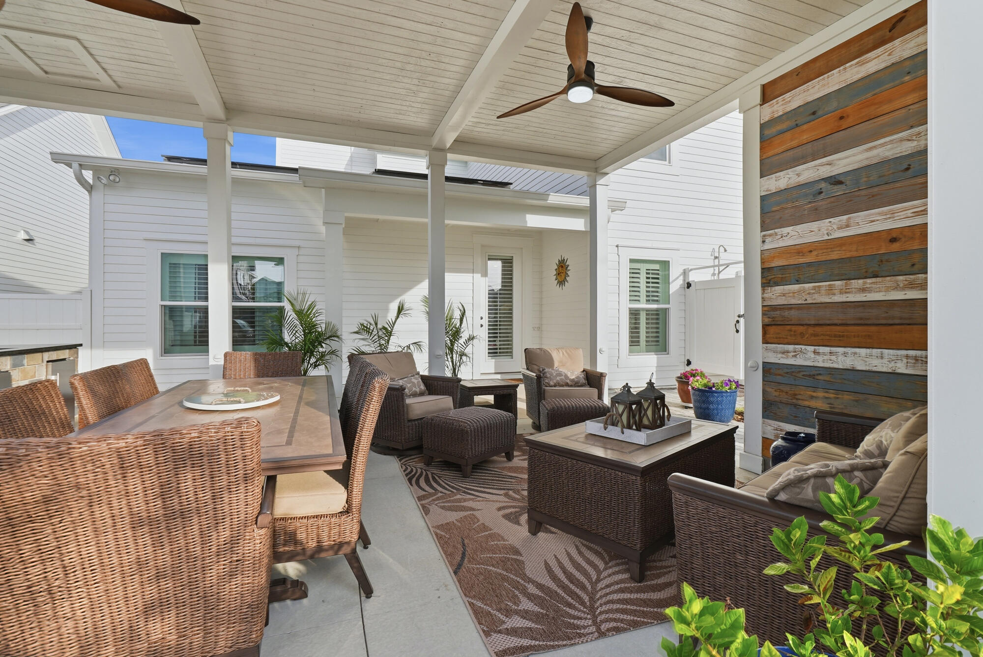 725 Landing Circle Panama City Beach FL 32413