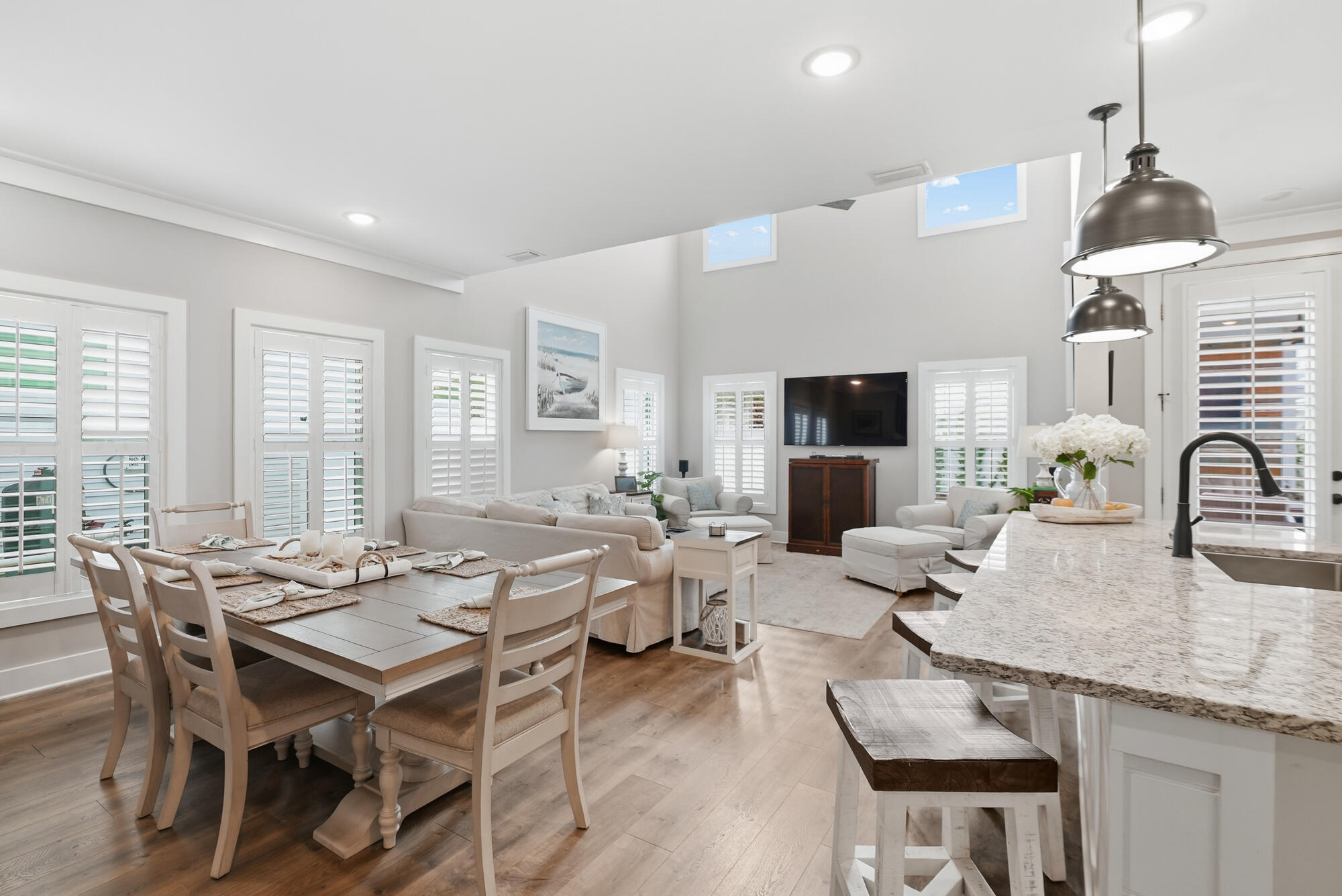 725 Landing Circle Panama City Beach FL 32413