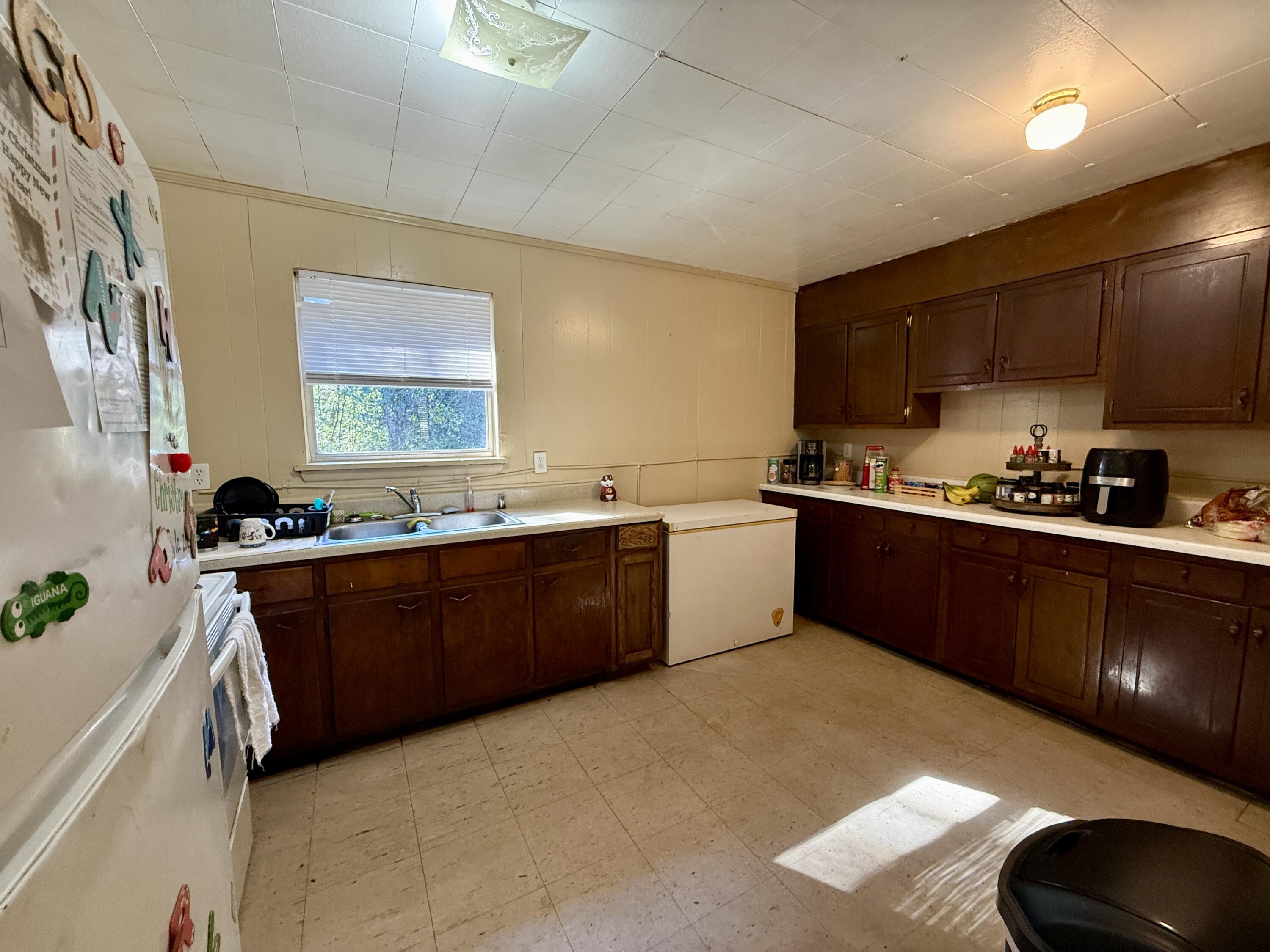 454 E Burdick Avenue Defuniak Springs FL 32433