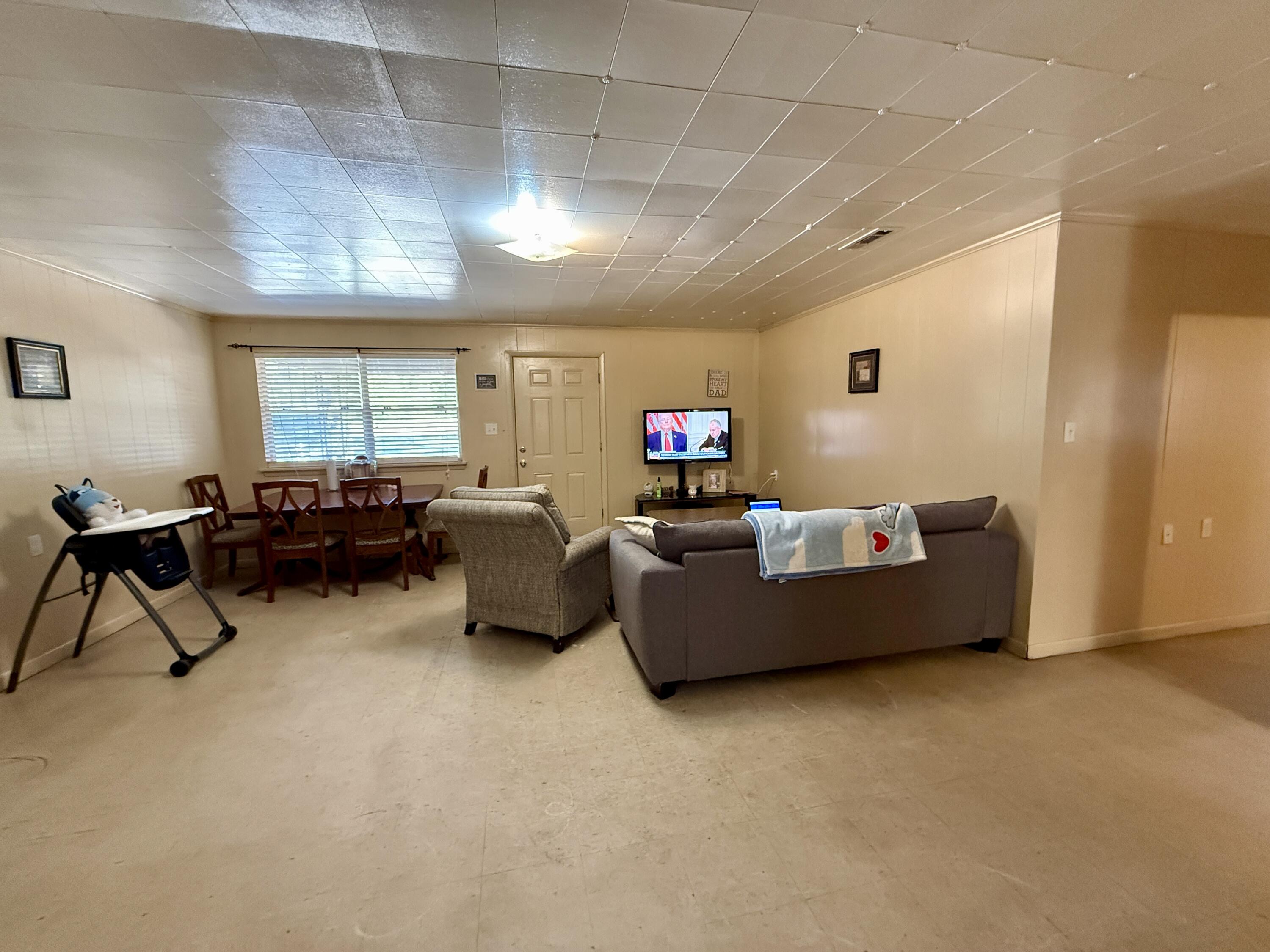 454 E Burdick Avenue Defuniak Springs FL 32433
