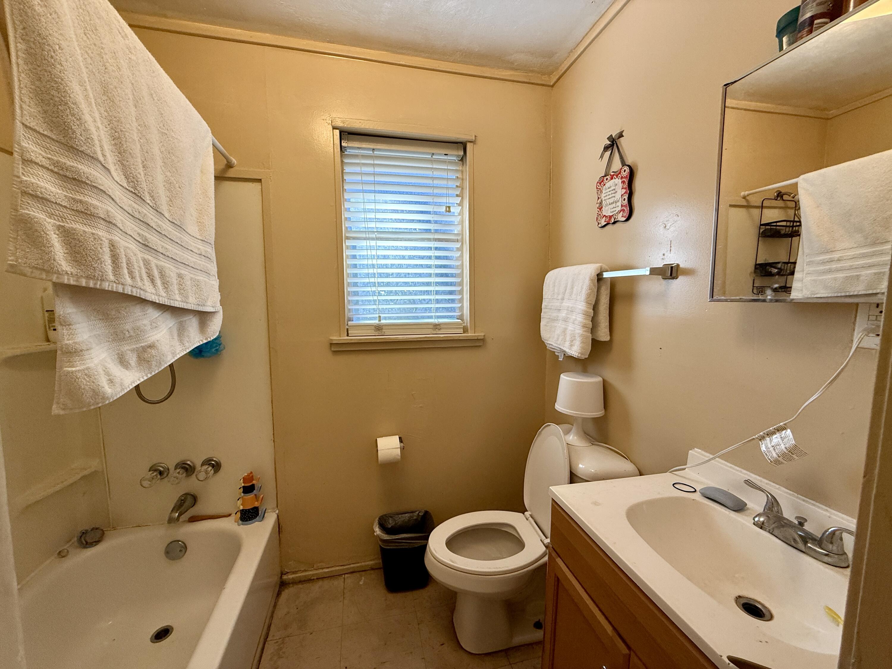 454 E Burdick Avenue Defuniak Springs FL 32433