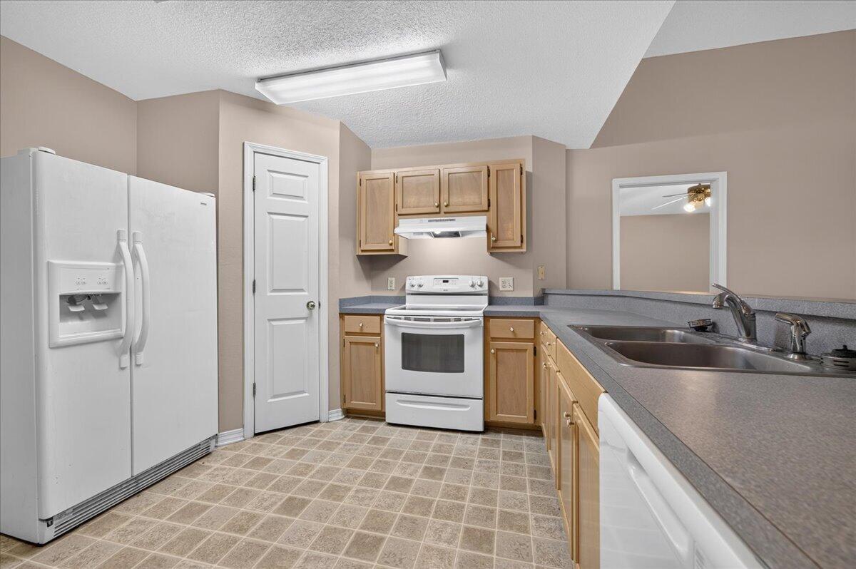 5327 Whitney Court Crestview FL 32536