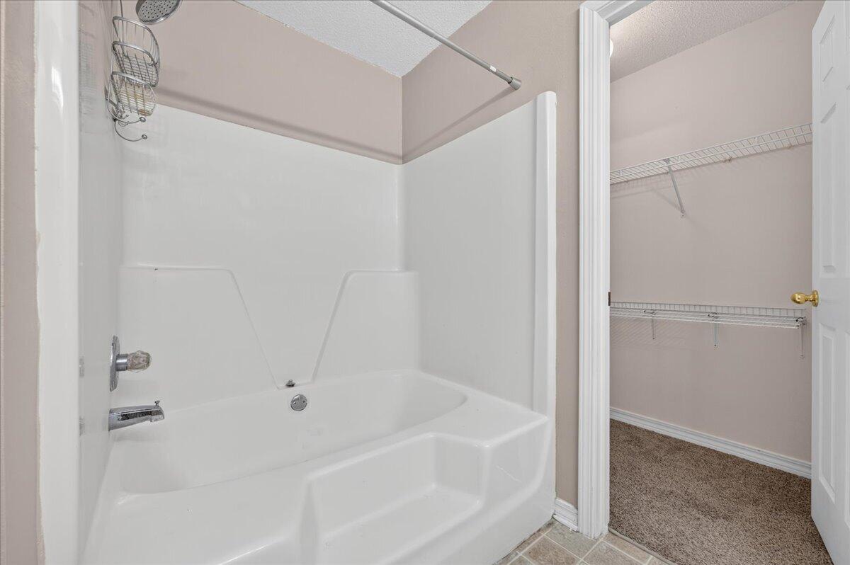 5327 Whitney Court Crestview FL 32536