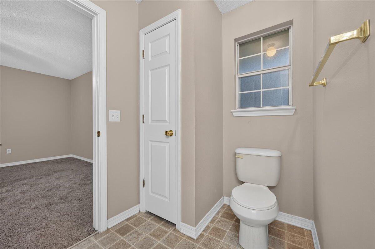 5327 Whitney Court Crestview FL 32536
