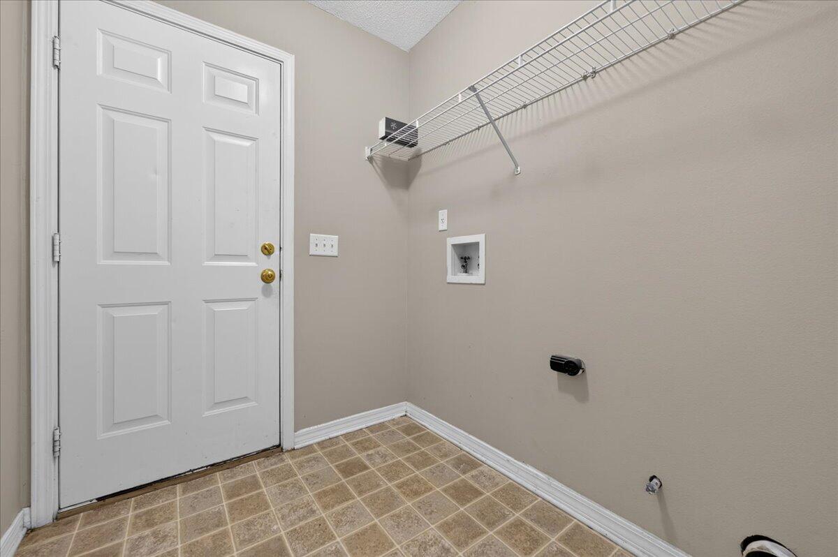 5327 Whitney Court Crestview FL 32536