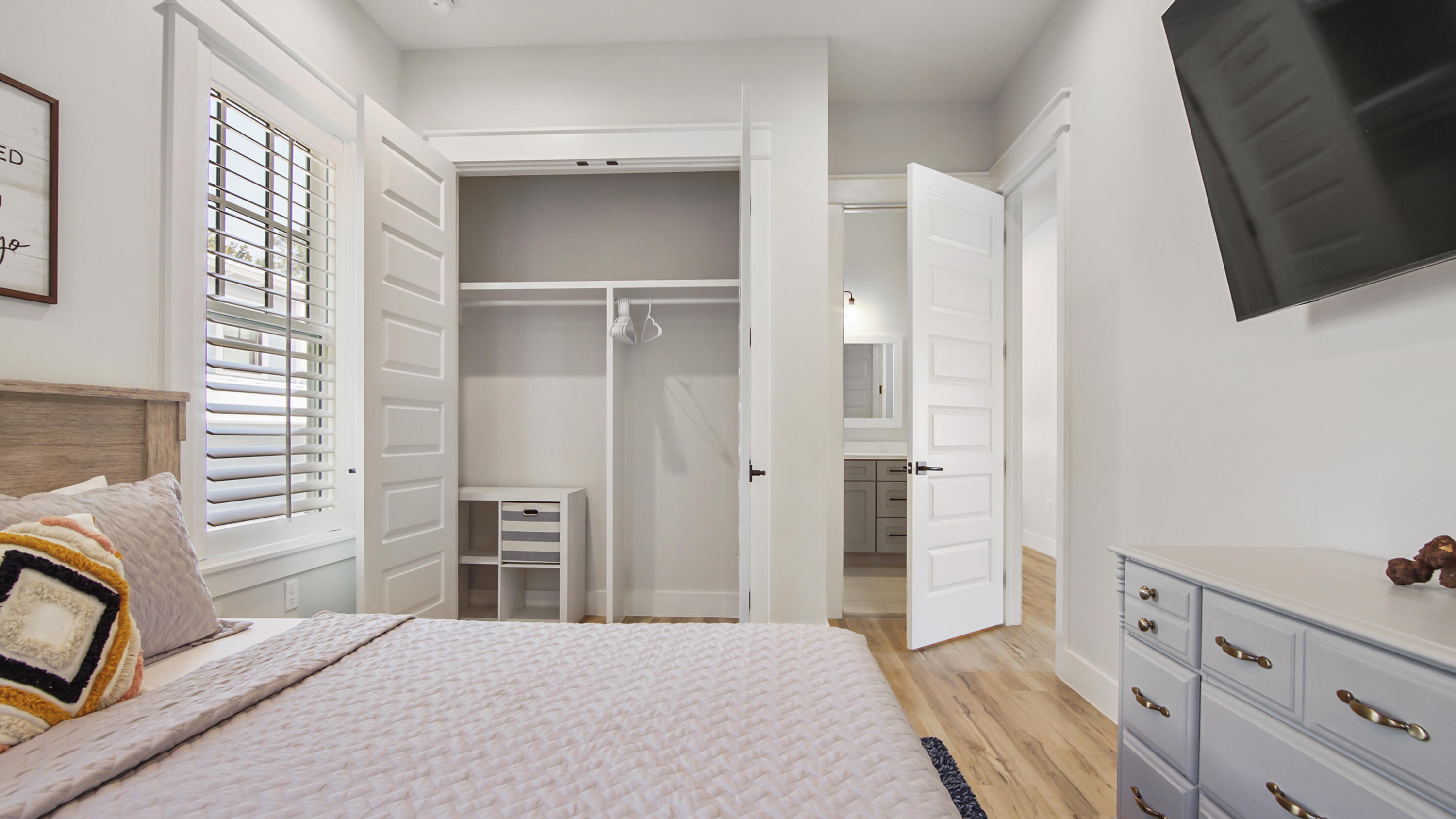 51 W Okeechobee Santa Rosa Beach FL 32459